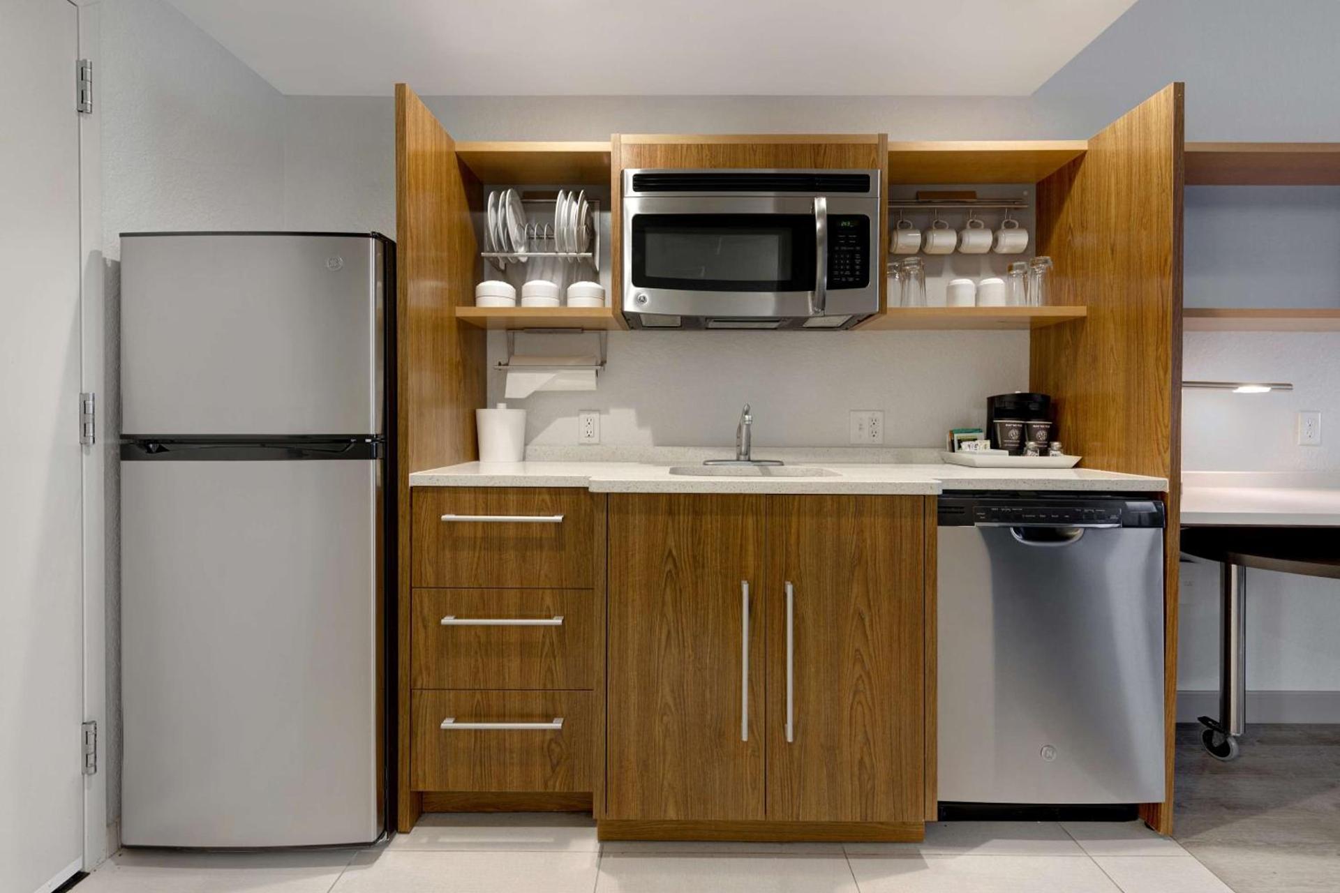 Home2 Suites by Hilton Orlando International Drive South - Free Shuttle to Theme Parks photo 43