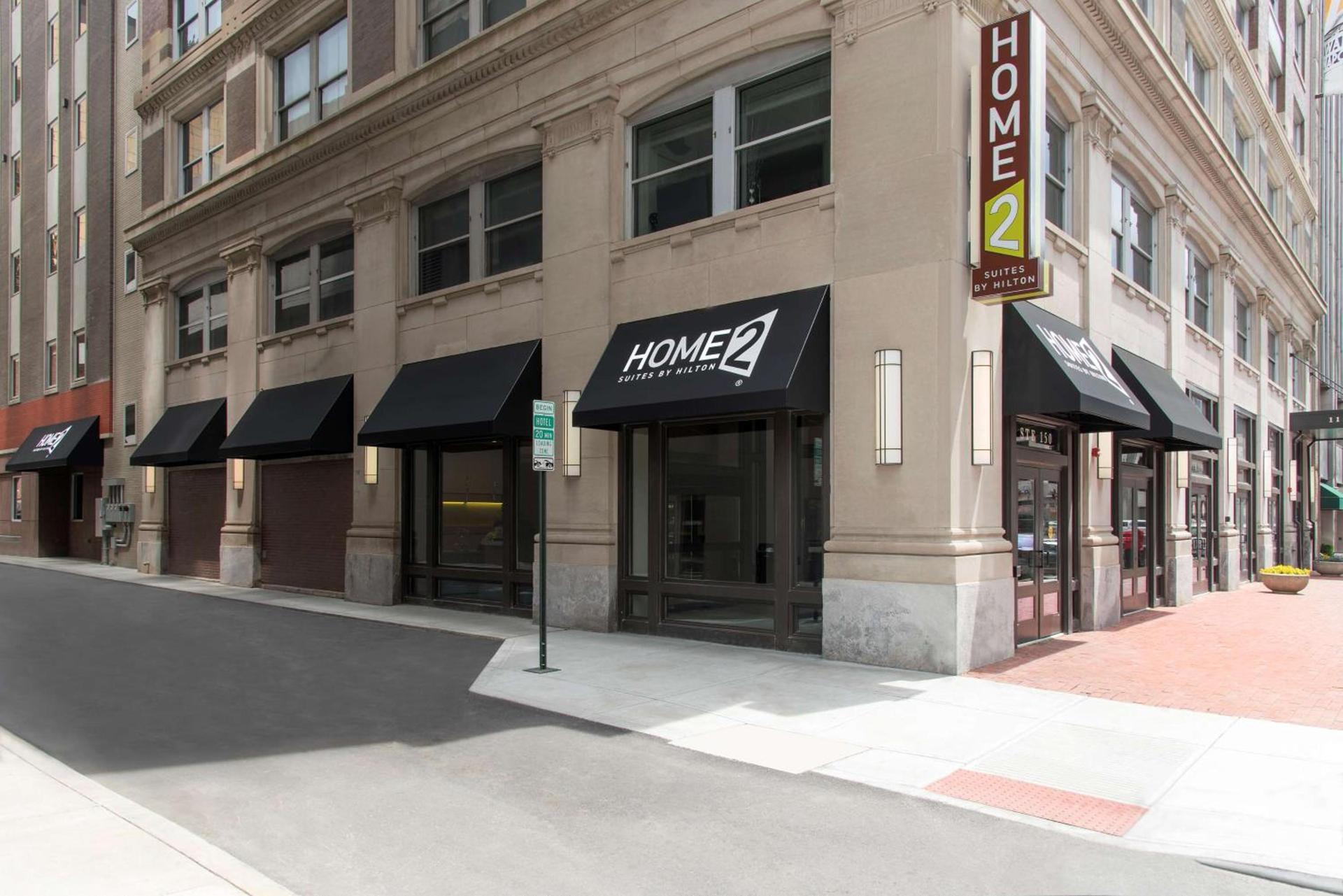 Home2 Suites by Hilton Indianapolis Downtown Indianapolis photo 1