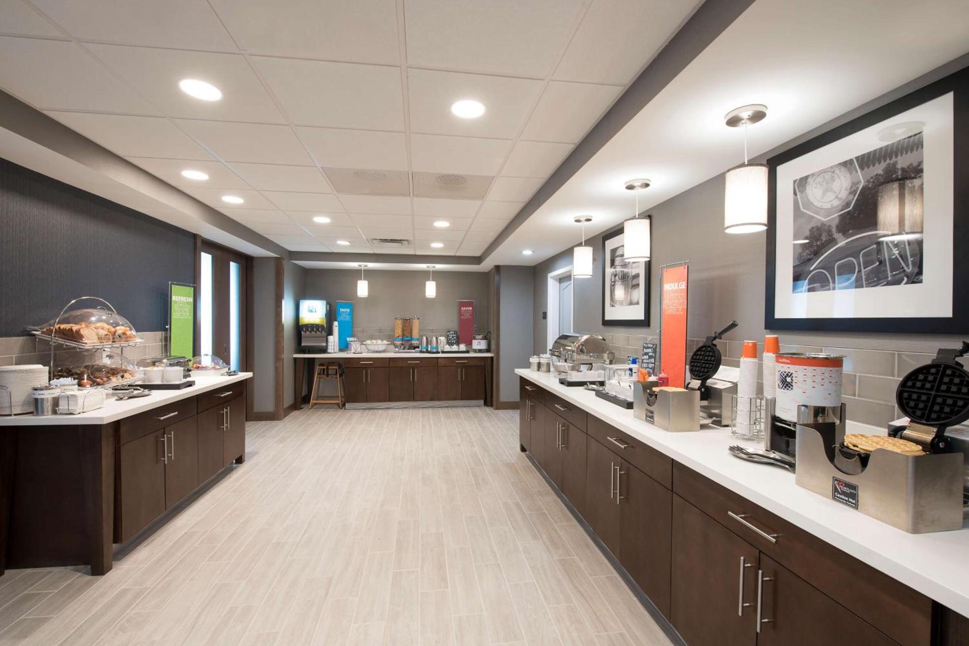 Hampton Inn and Suites Michigan City photo 10