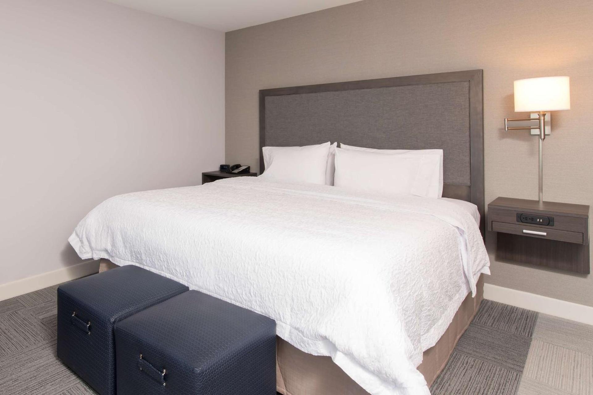 Hampton Inn and Suites Michigan City photo 17