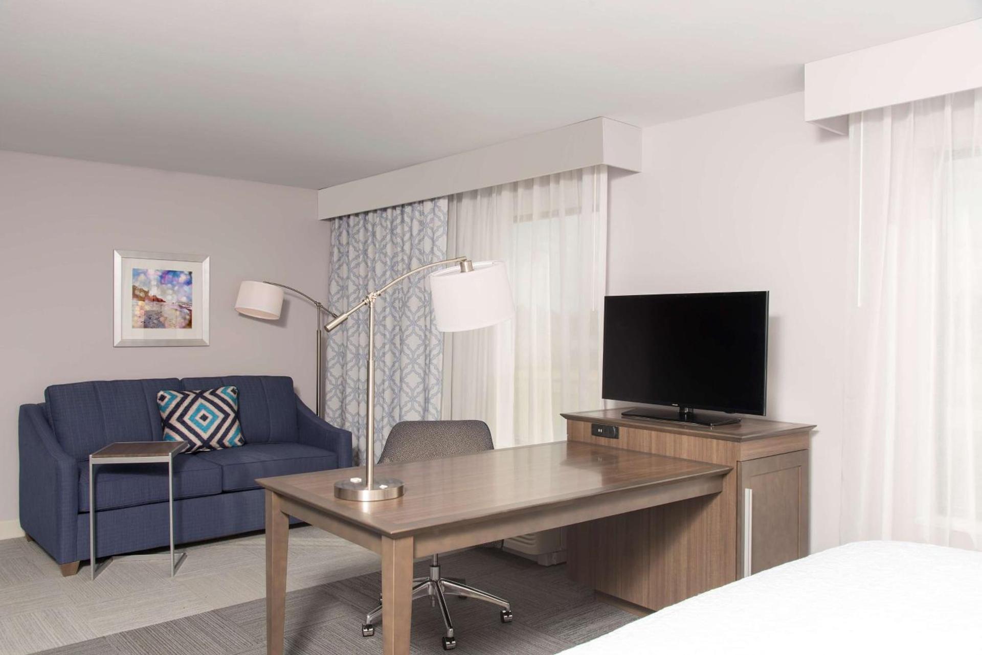 Hampton Inn and Suites Michigan City photo 19