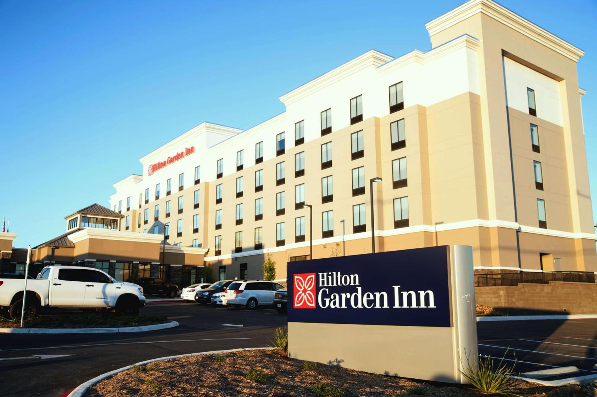 Hilton Garden Inn San Antonio-Live Oak Conference Center photo 3