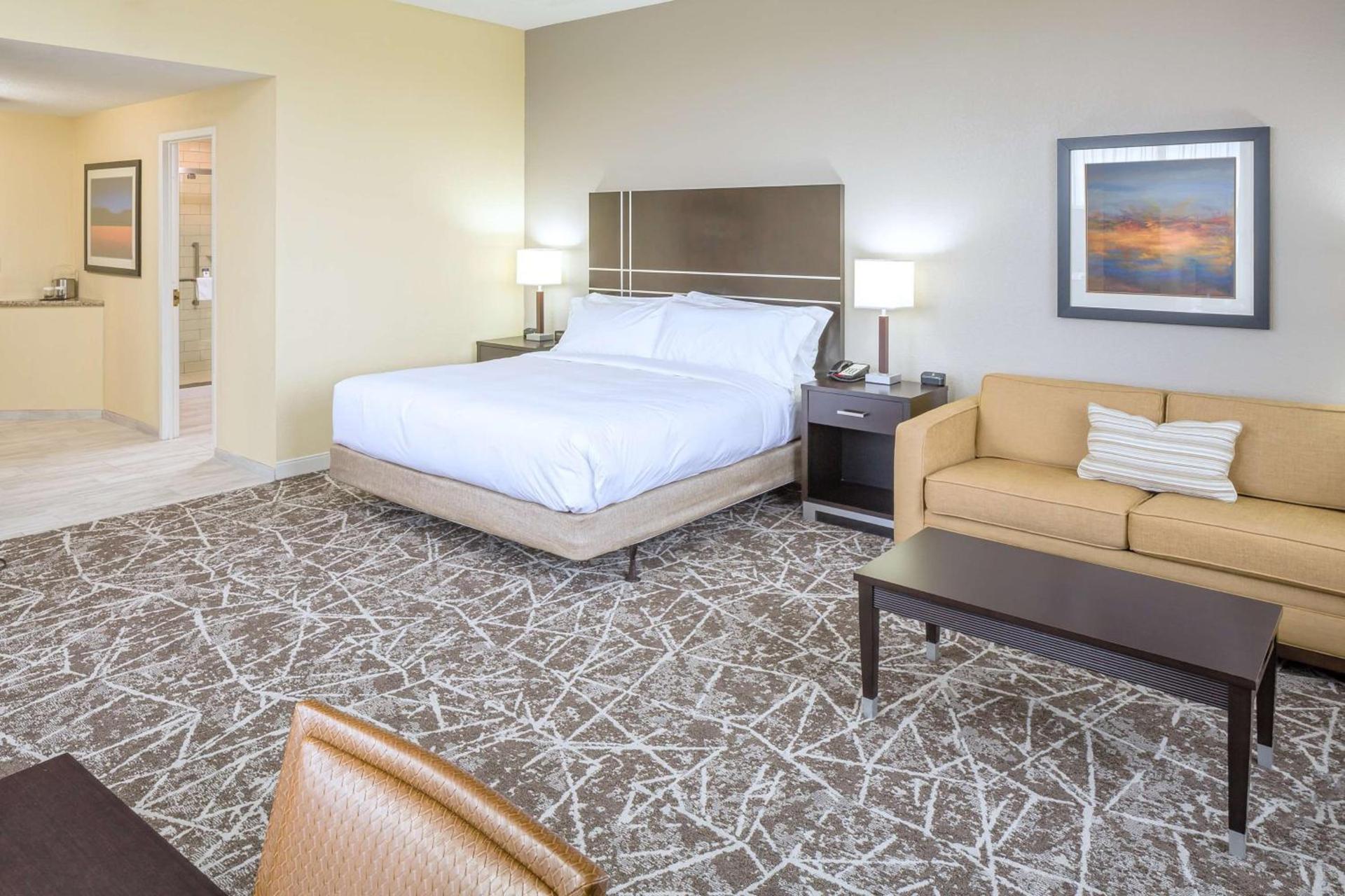 DoubleTree by Hilton Boston-Rockland photo 16