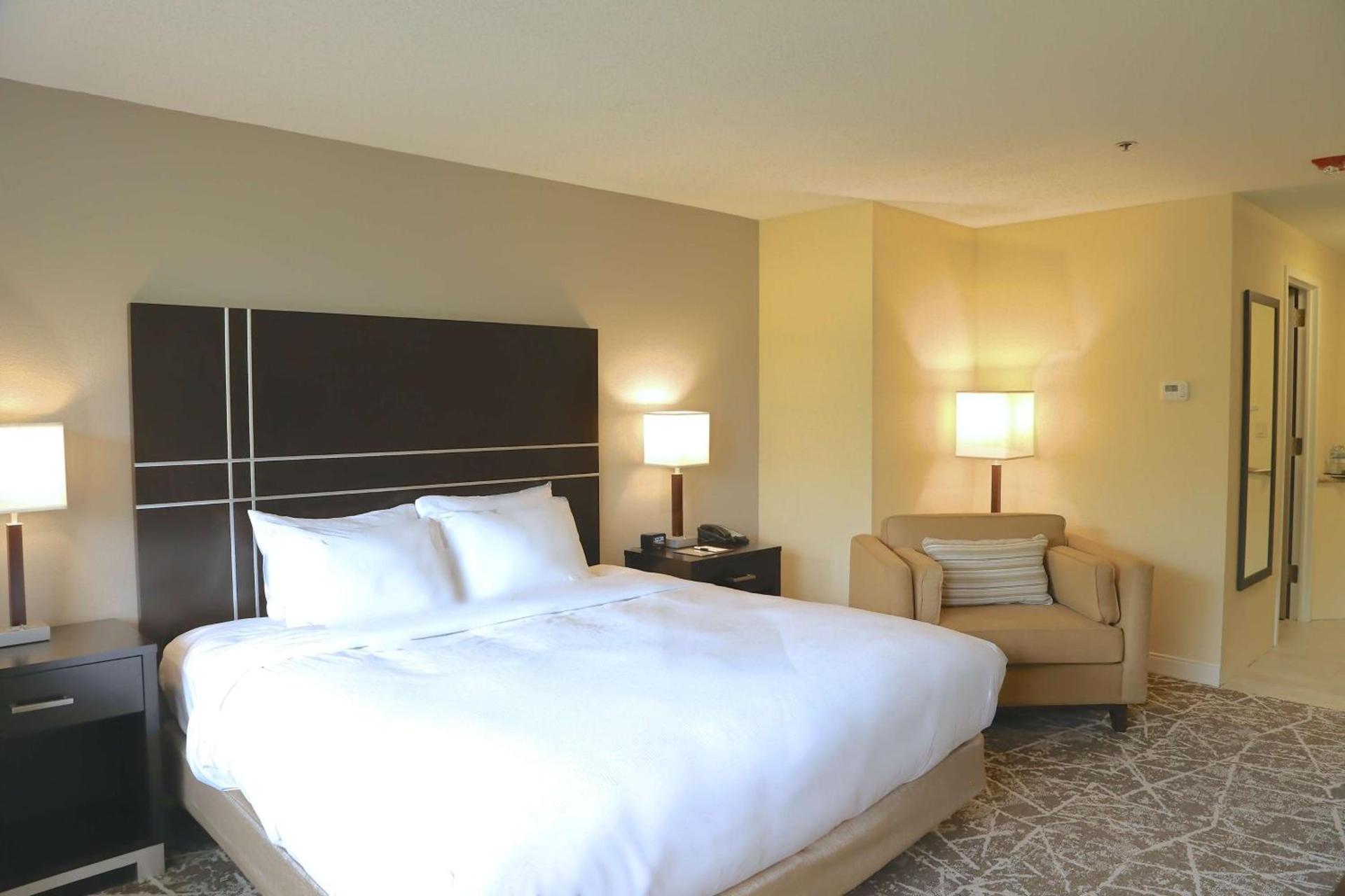 DoubleTree by Hilton Boston-Rockland photo 24
