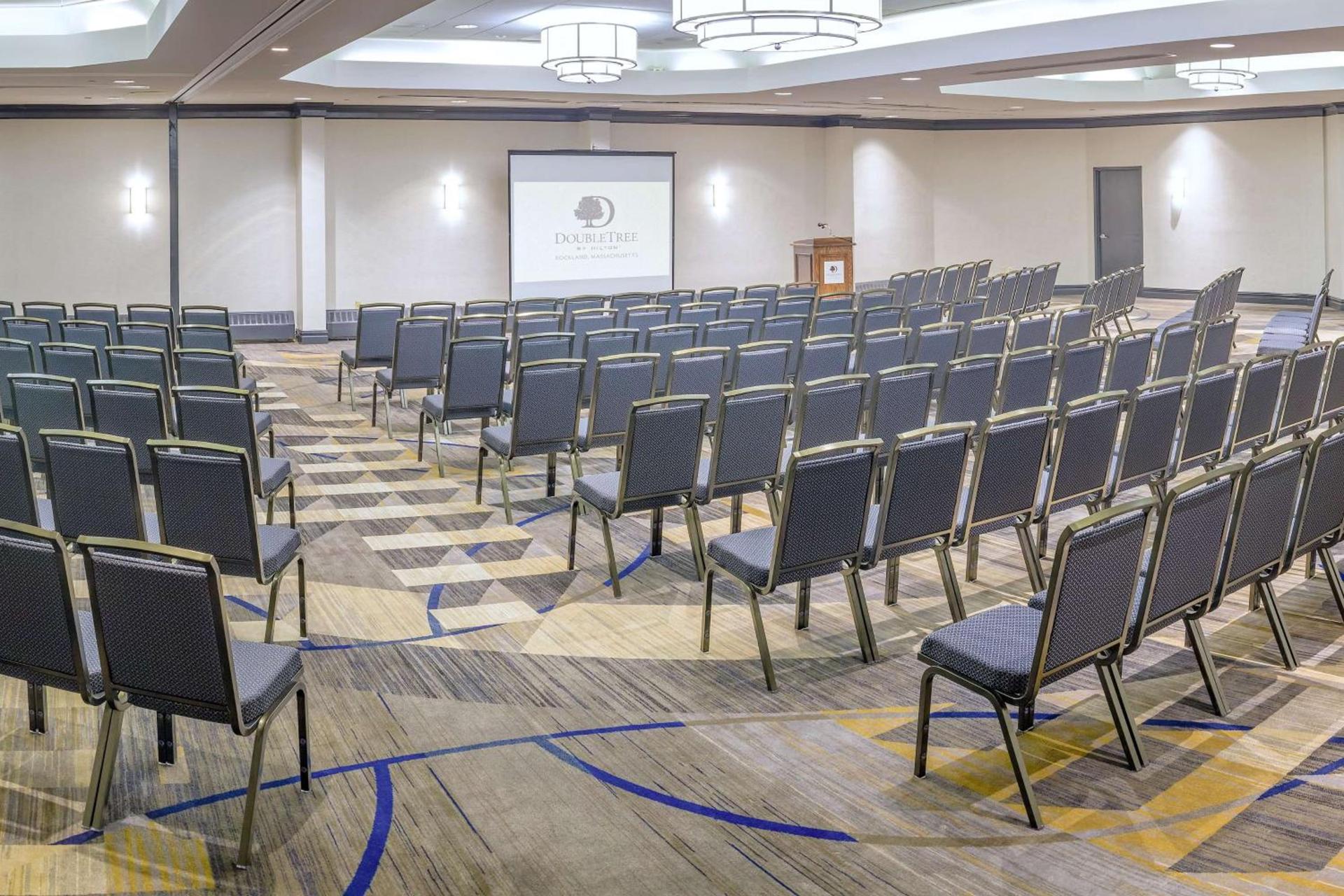 DoubleTree by Hilton Boston-Rockland photo 27