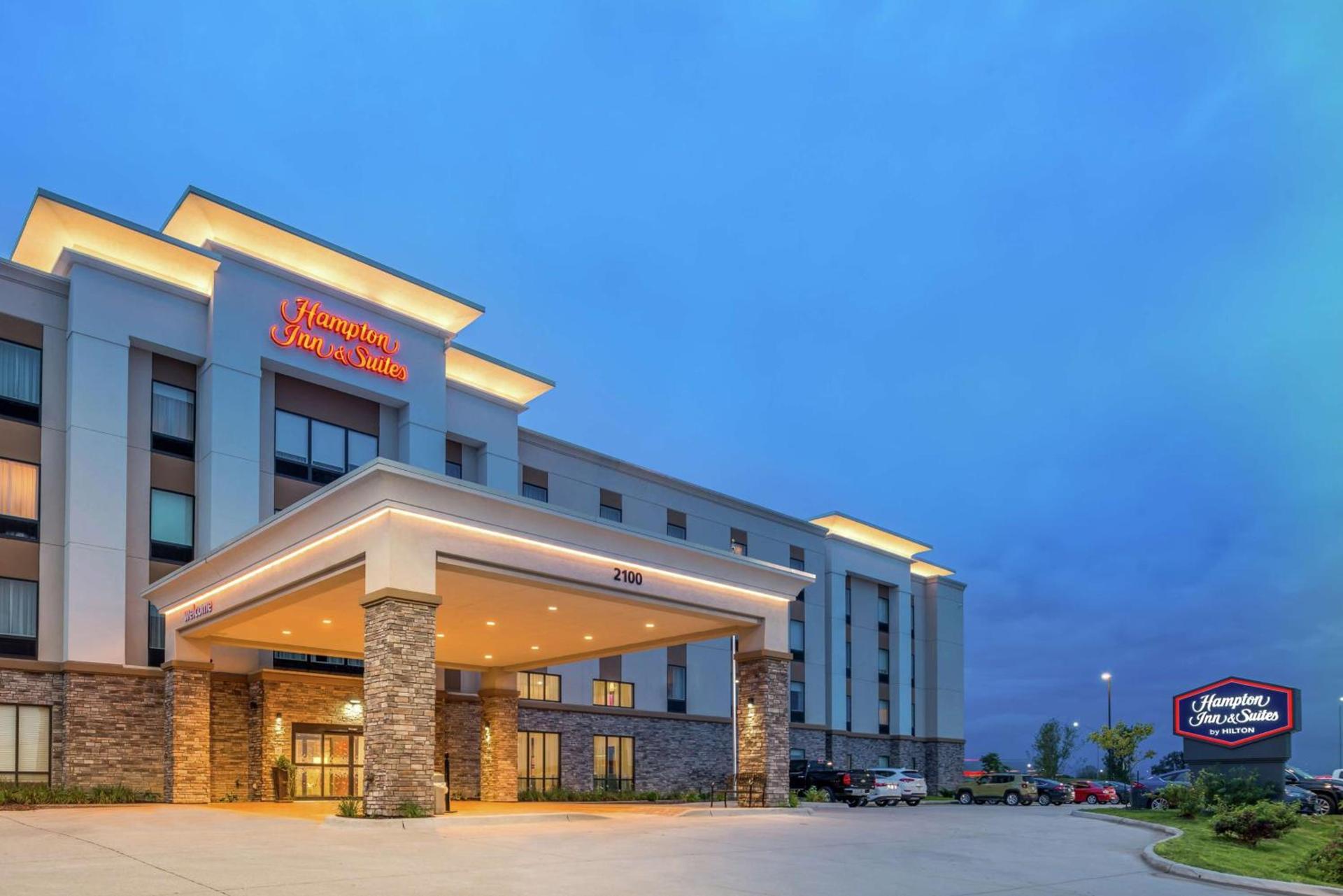 Hampton Inn and Suites Ames, IA — hotel in Ames