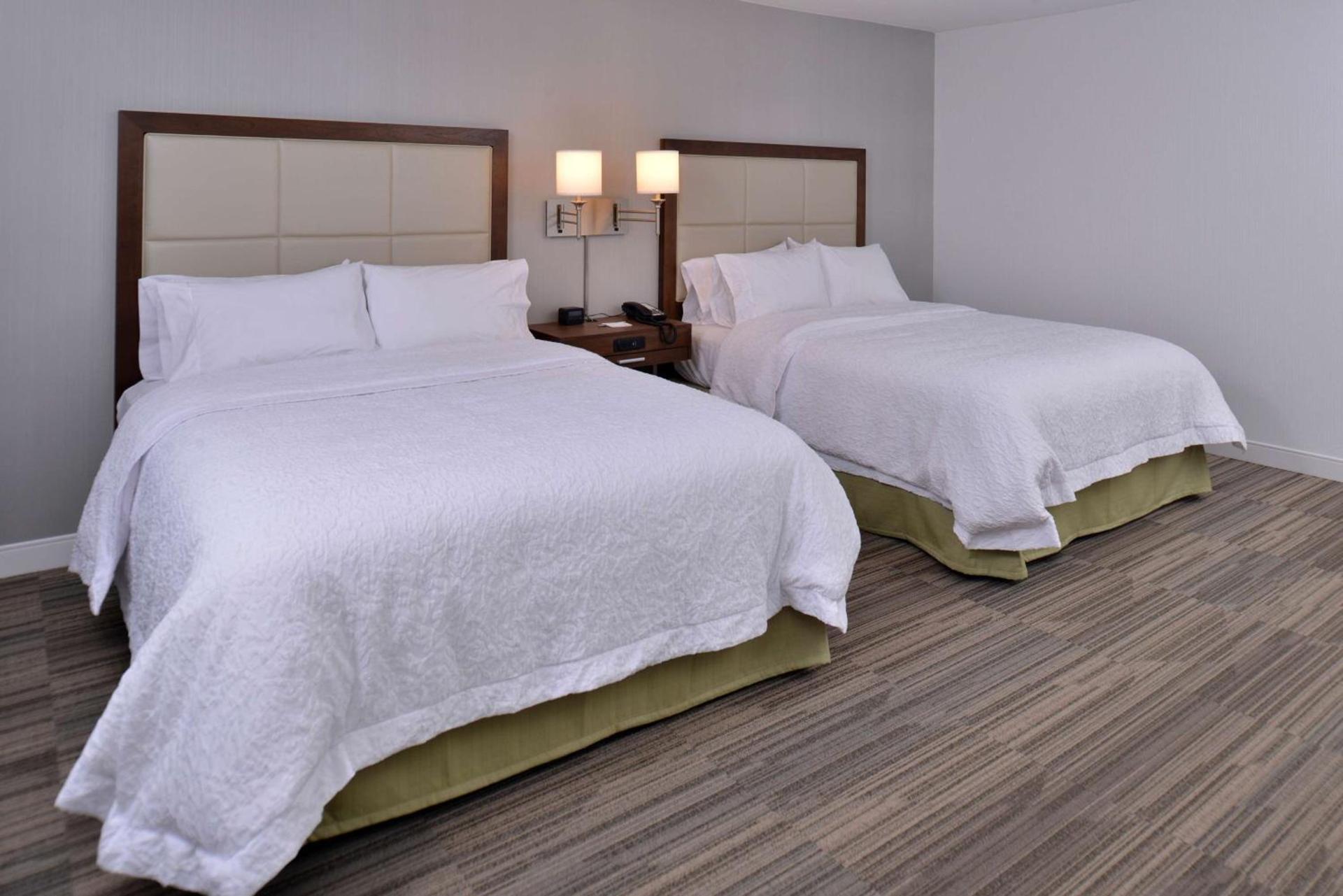 Hampton Inn & Suites Ann Arbor West photo 33
