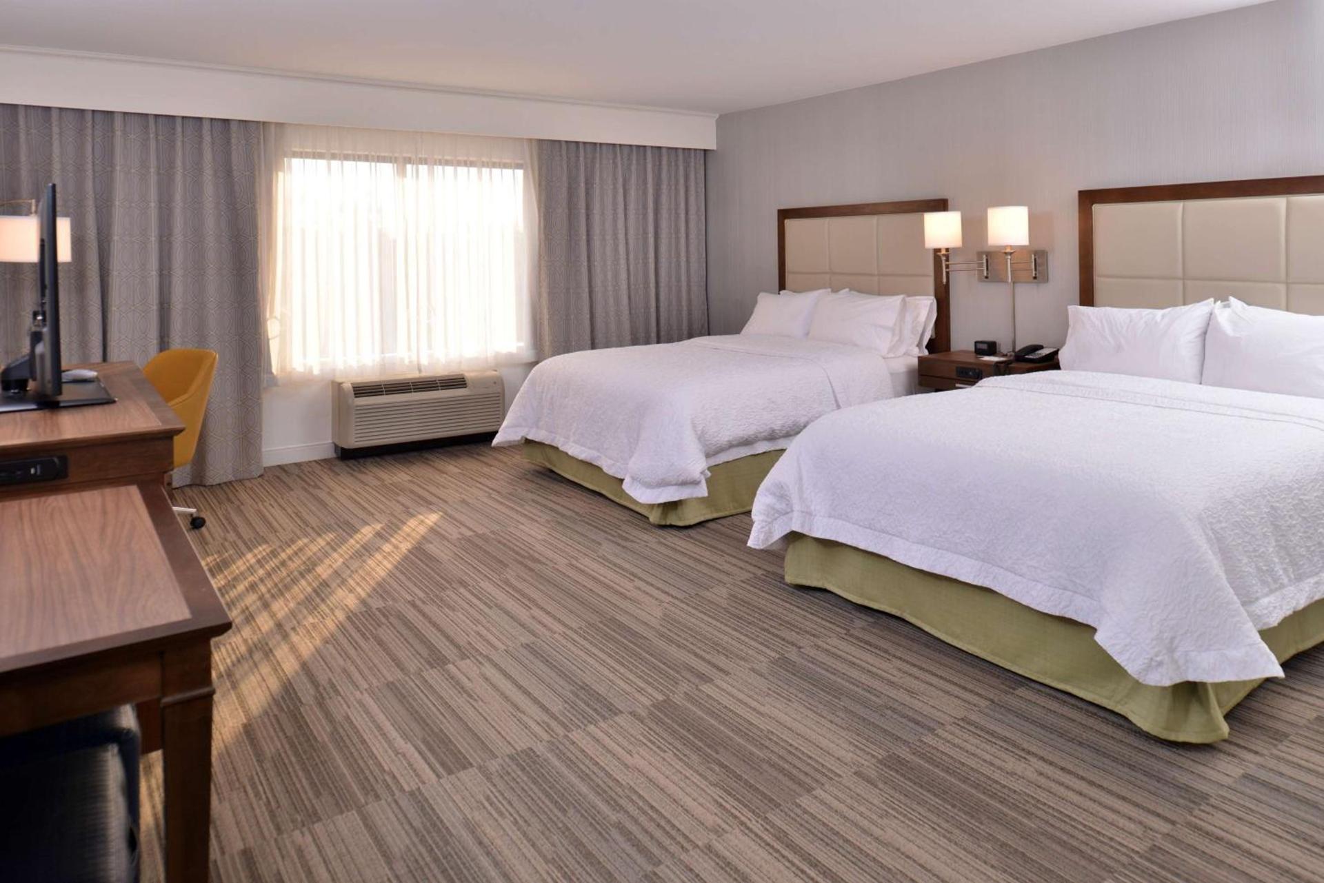 Hampton Inn & Suites Ann Arbor West photo 36