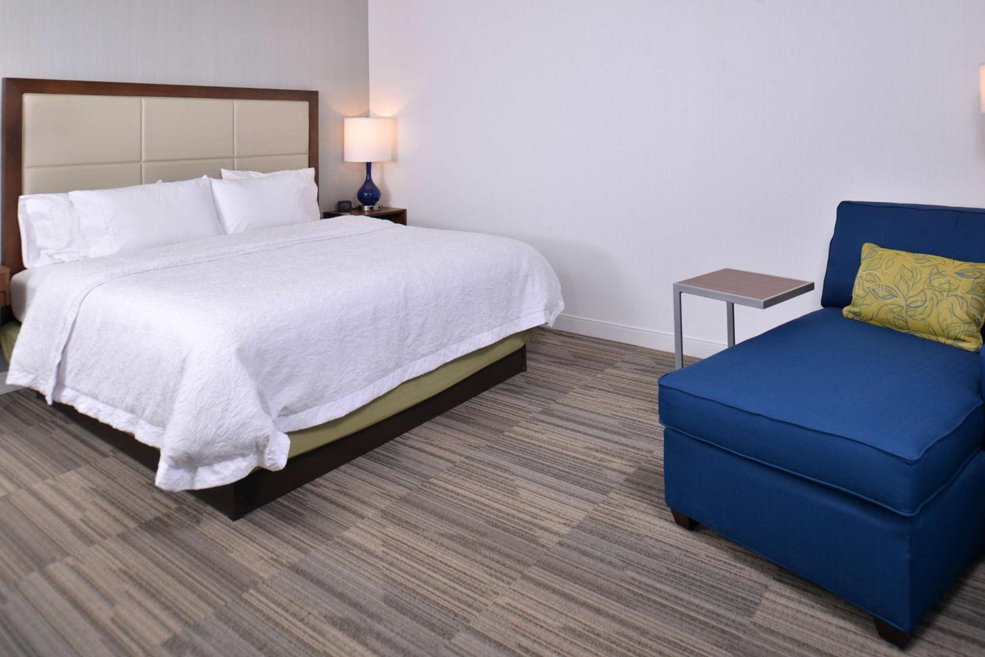 Hampton Inn & Suites Ann Arbor West photo 37
