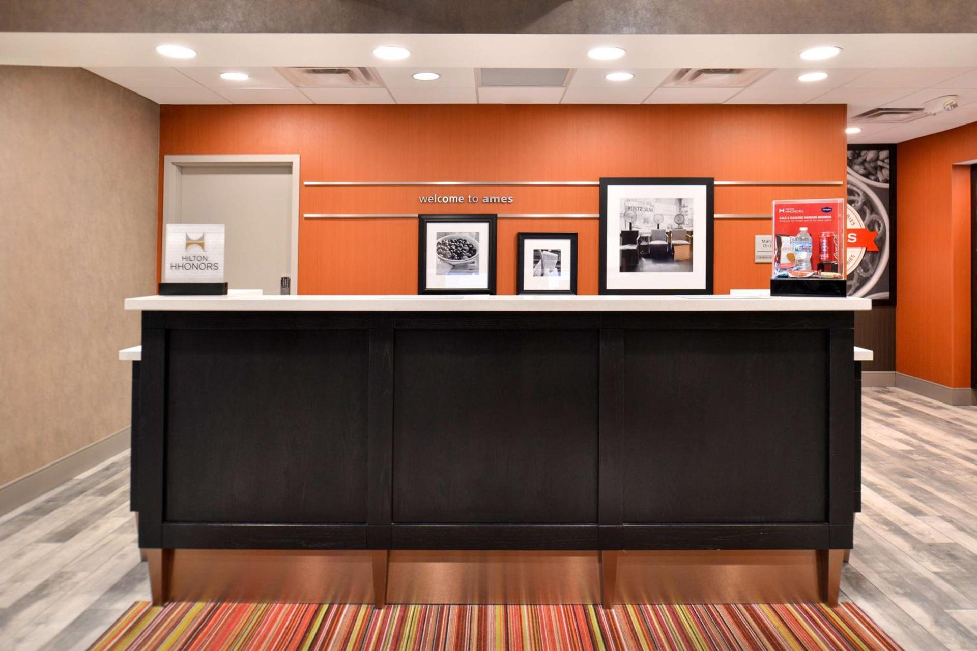 Hampton Inn and Suites Ames, IA photo 9