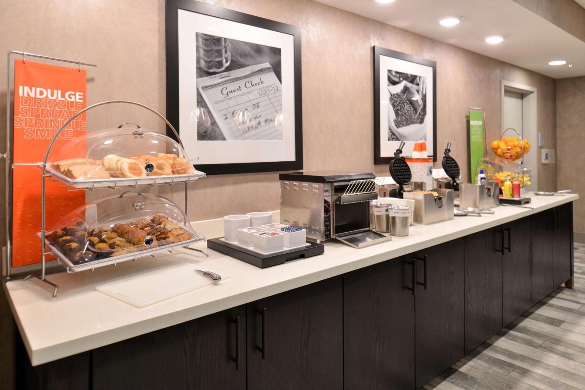 Hampton Inn and Suites Ames, IA photo 19