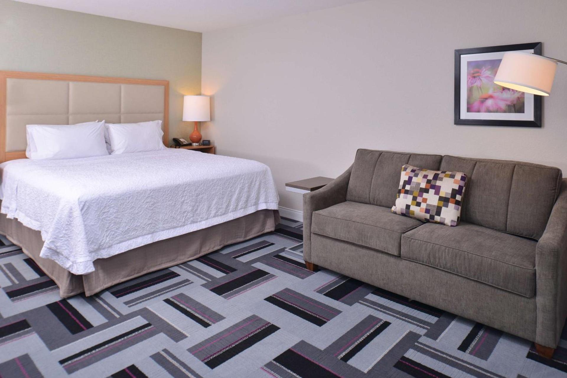 Hampton Inn and Suites Ames, IA photo 28