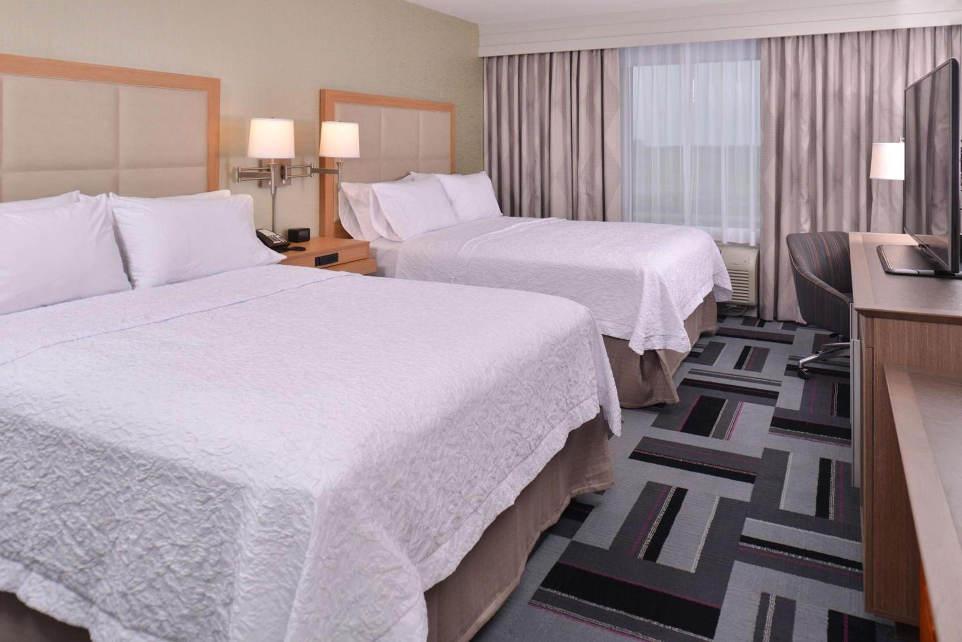 Hampton Inn and Suites Ames, IA photo 35