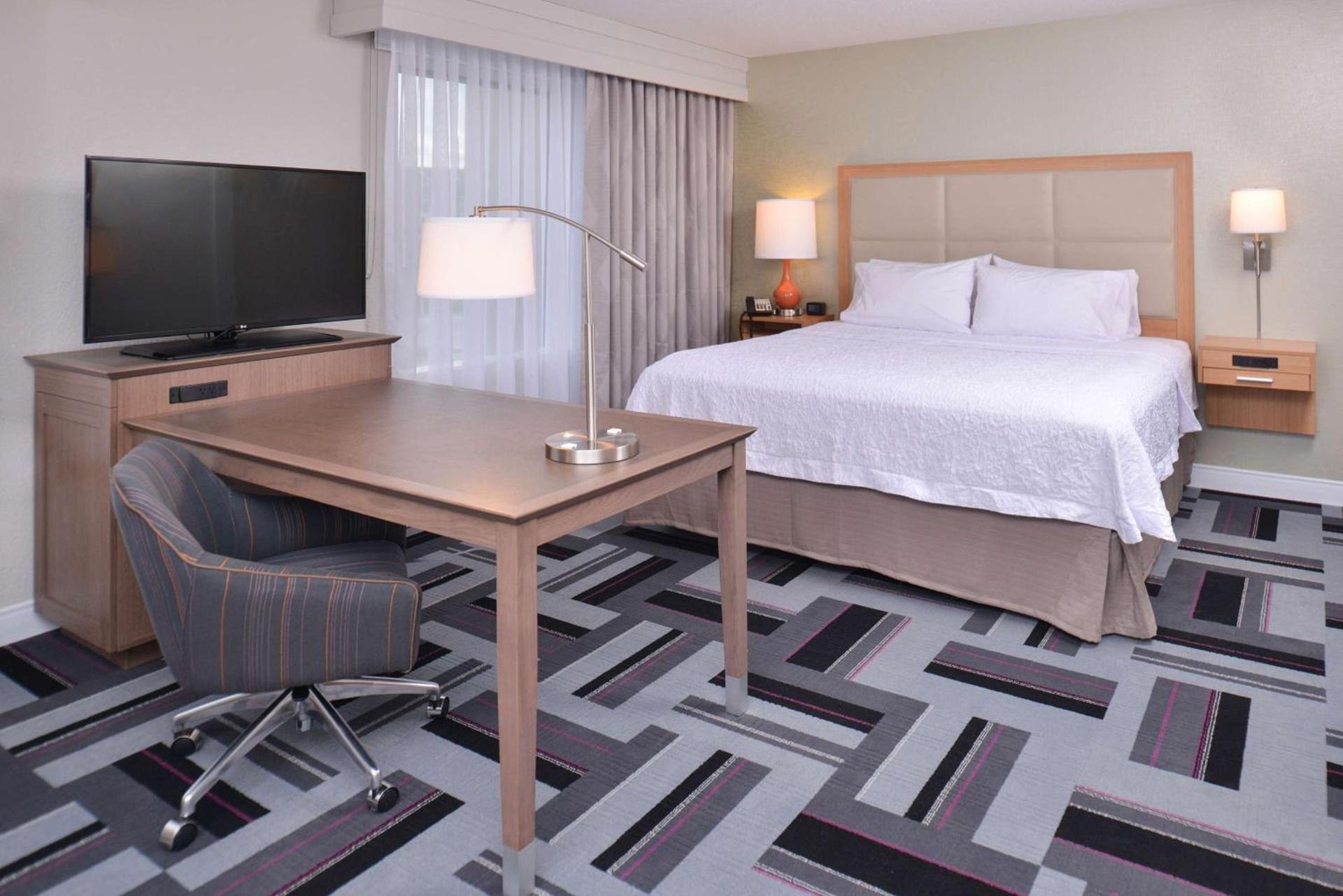 Hampton Inn and Suites Ames, IA photo 40