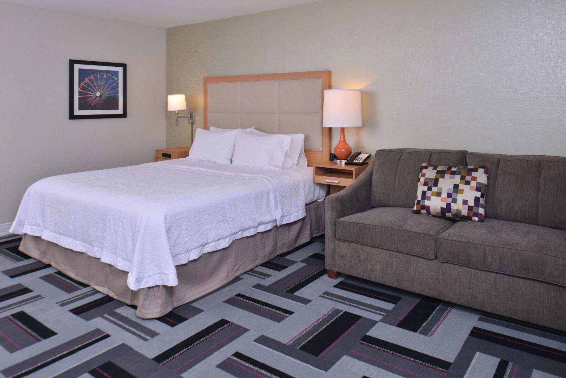 Hampton Inn and Suites Ames, IA photo 41
