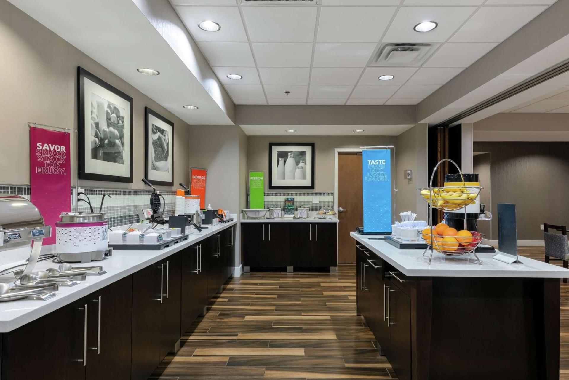Hampton Inn Emerson - Lakepoint, Ga photo 20