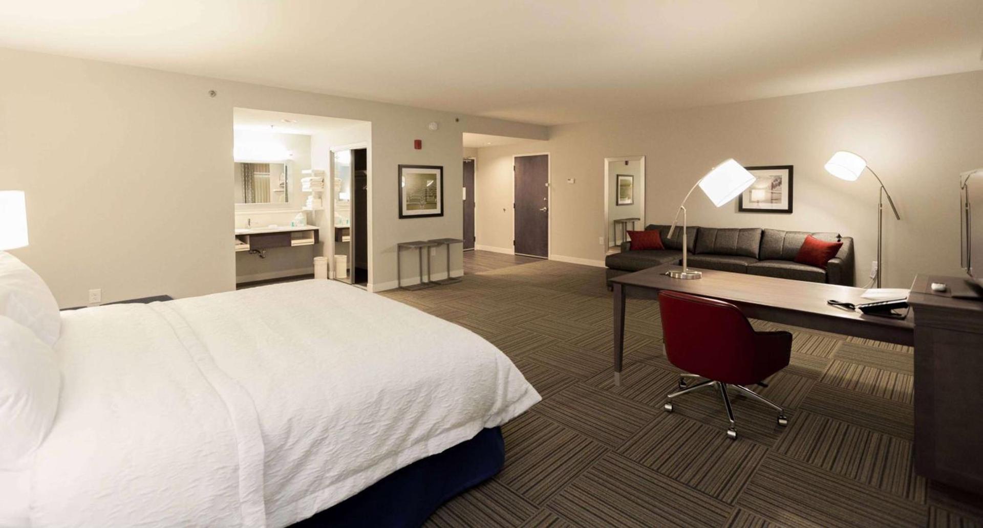 Hampton Inn Emerson - Lakepoint, Ga photo 27