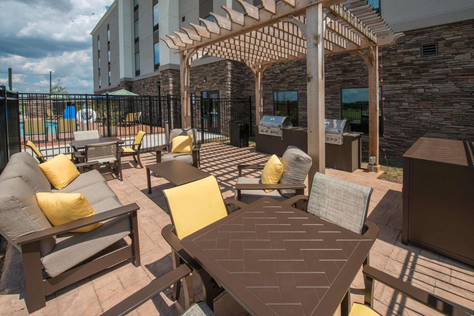 Hampton Inn Waynesboro photo 10