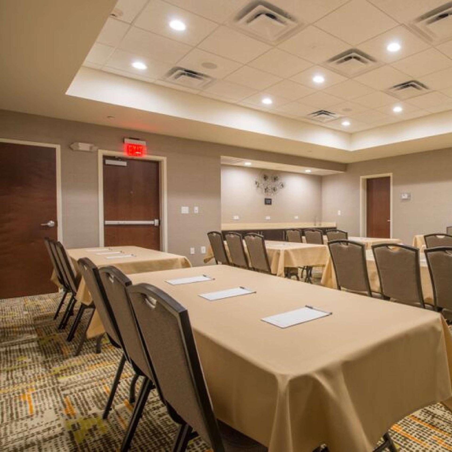 Hampton Inn Waynesboro photo 26