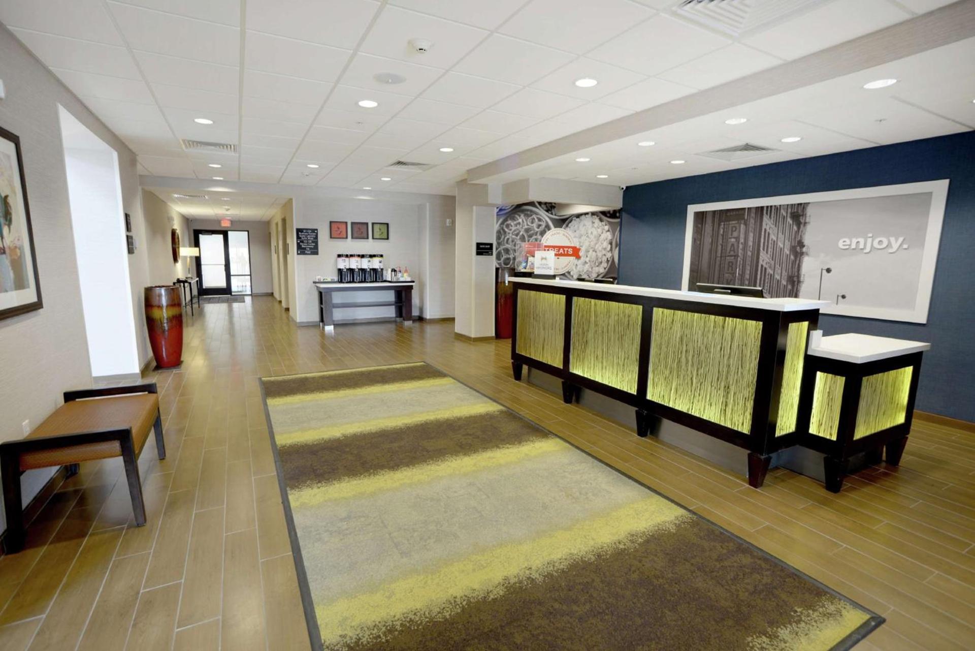 Hampton Inn & Suites Ponca City photo 3