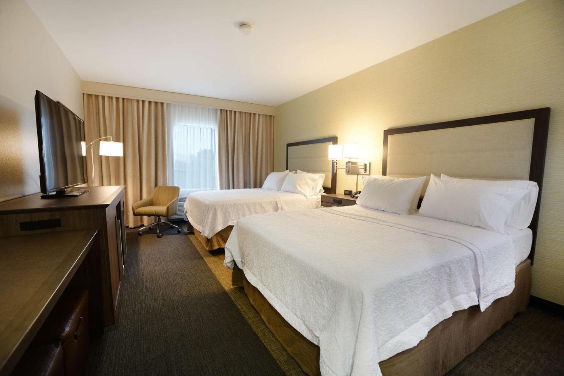 Hampton Inn & Suites Ponca City photo 39