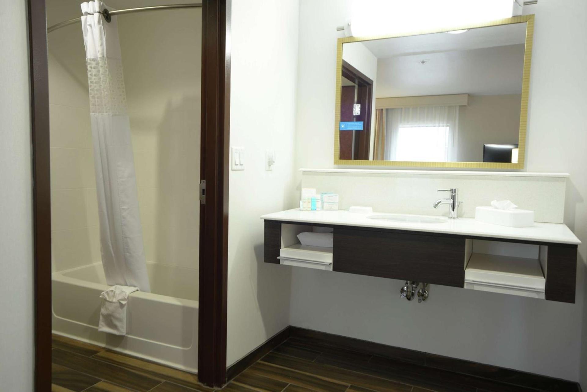 Hampton Inn & Suites Ponca City photo 18