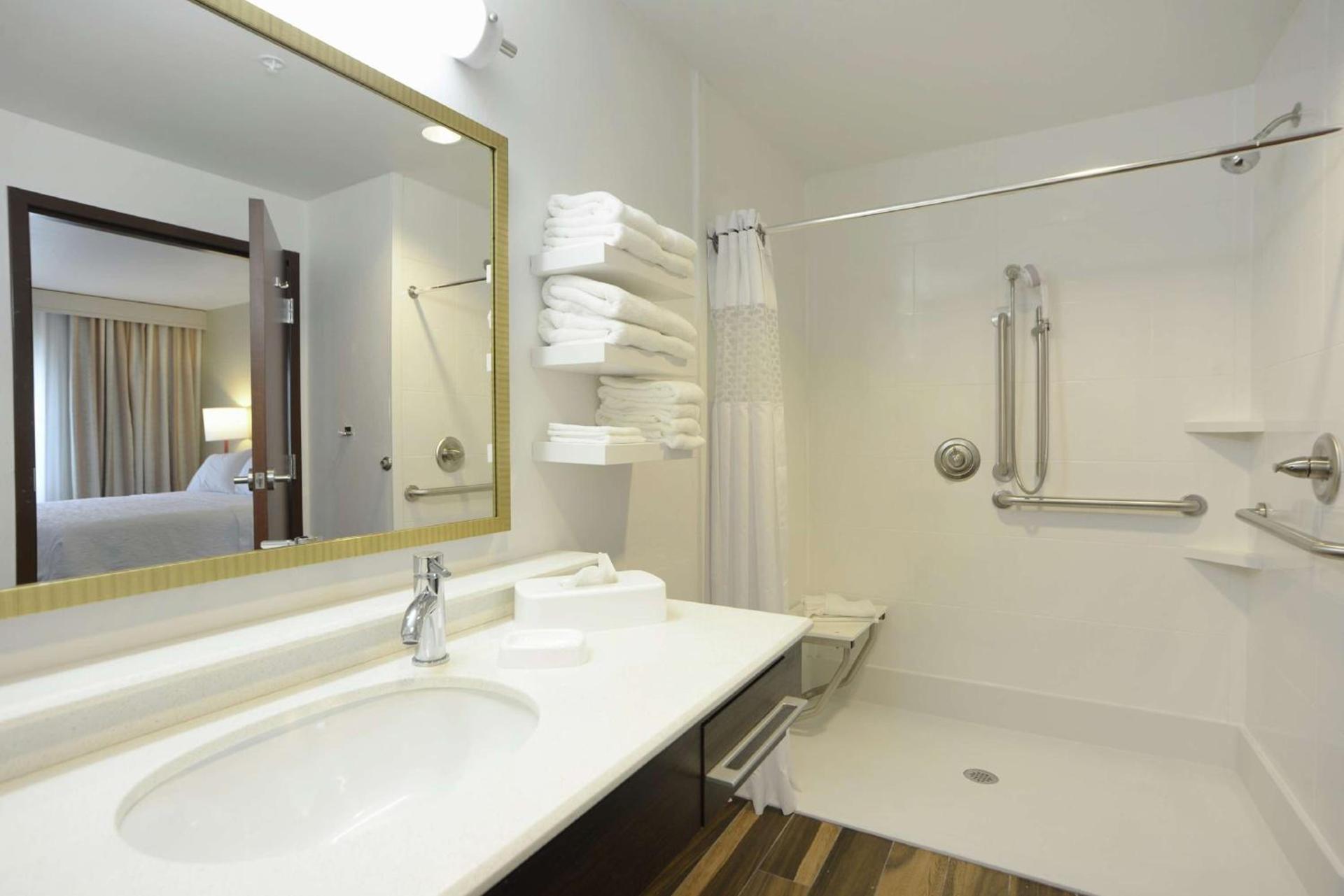 Hampton Inn & Suites Ponca City photo 24
