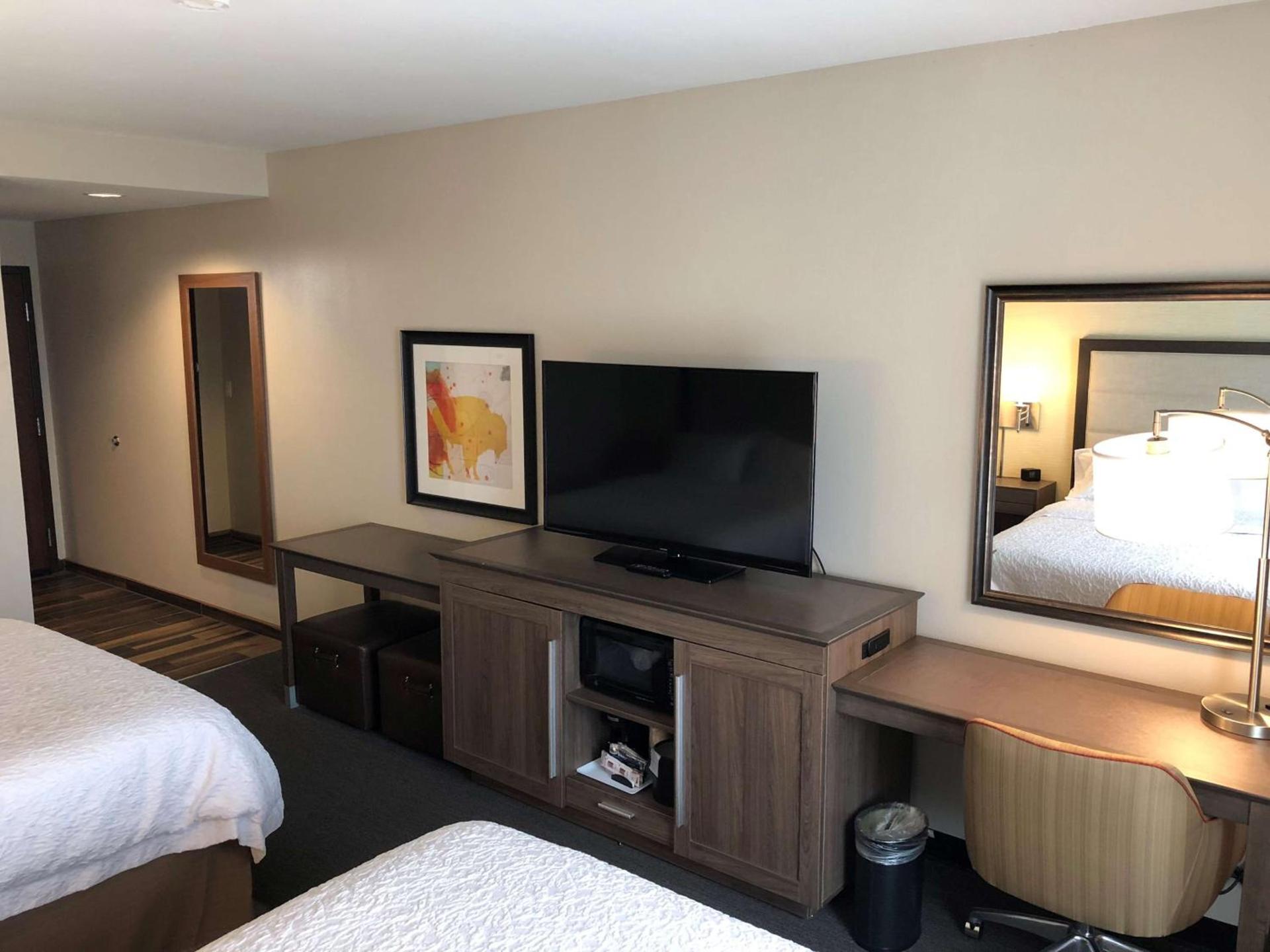 Hampton Inn & Suites Ponca City photo 27