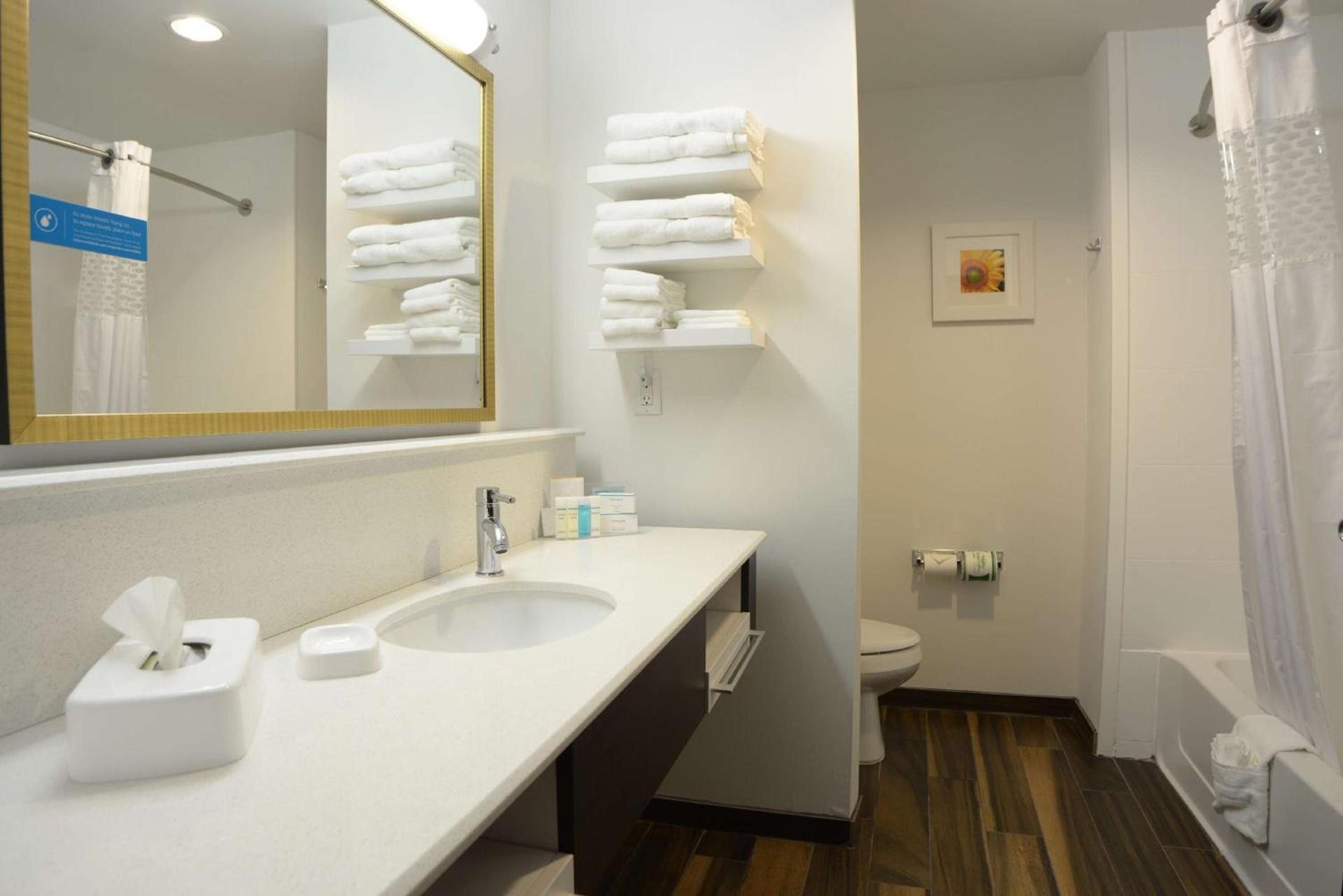 Hampton Inn & Suites Ponca City photo 31