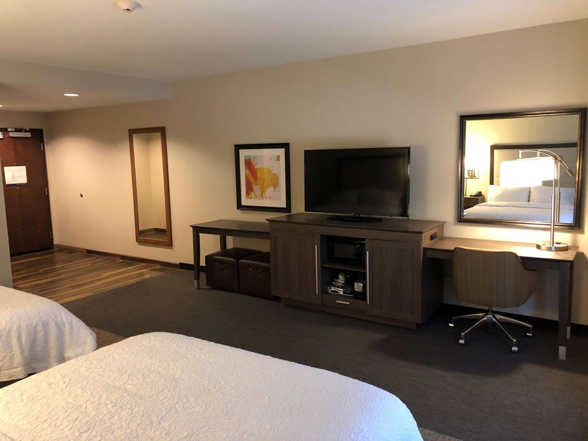 Hampton Inn & Suites Ponca City photo 35