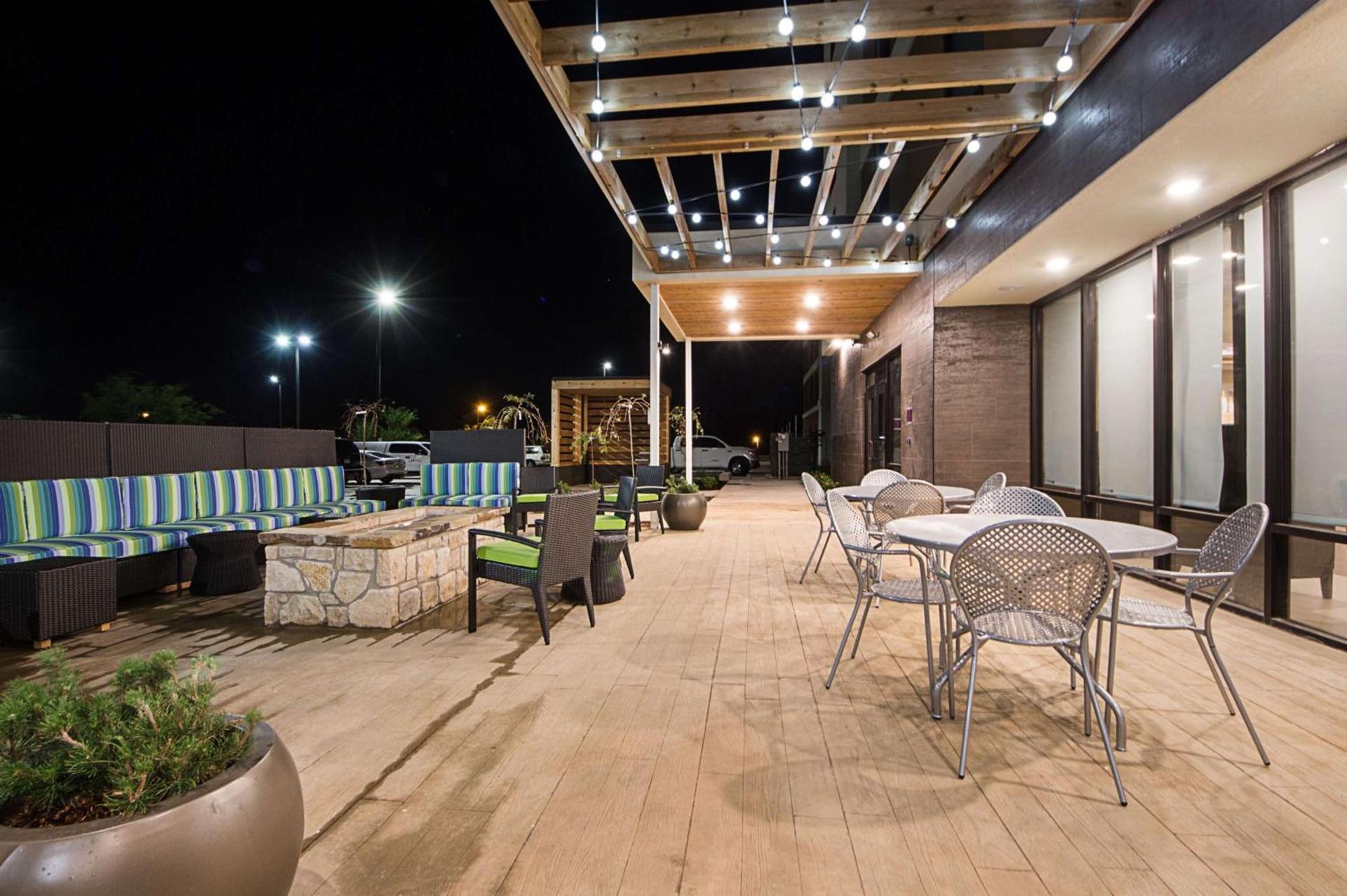 Home2 Suites By Hilton Oklahoma City Yukon photo 12