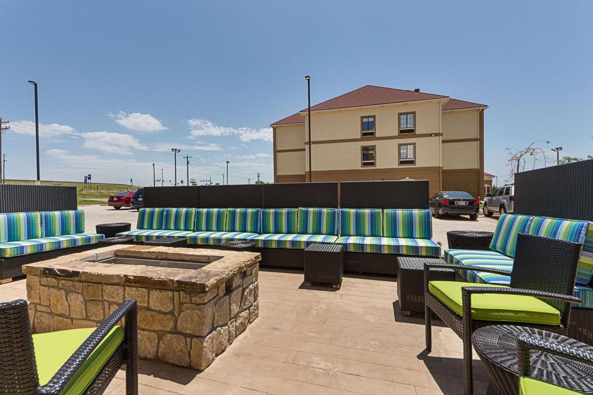 Home2 Suites By Hilton Oklahoma City Yukon photo 3