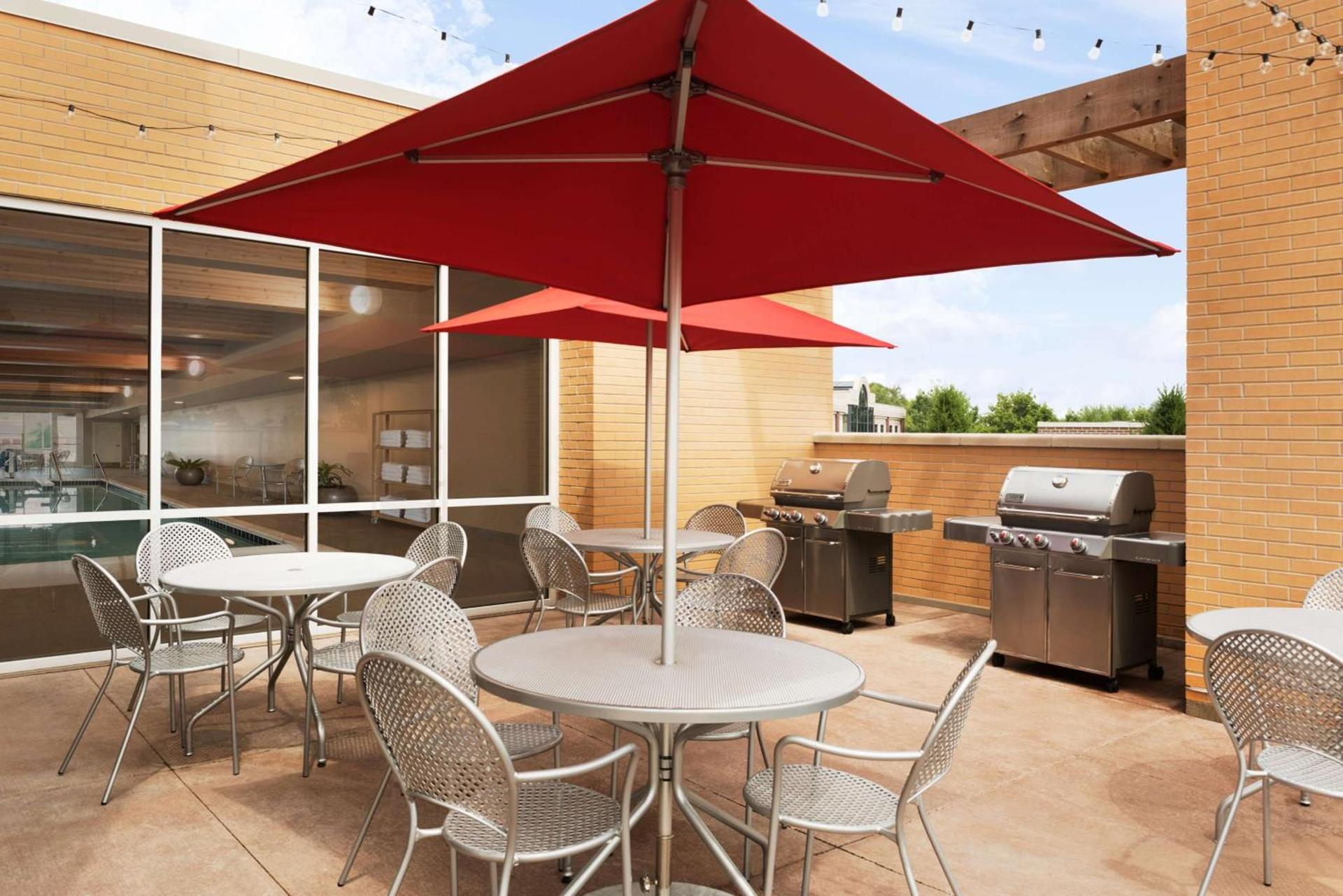 Home2 Suites by Hilton Milwaukee Brookfield photo 10