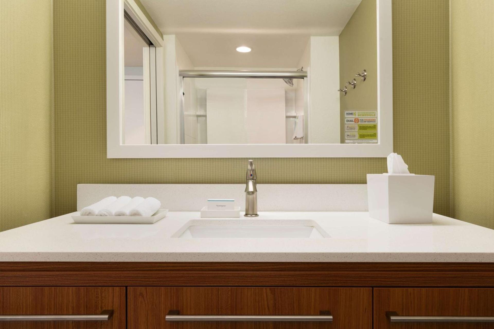 Home2 Suites by Hilton Milwaukee Brookfield photo 20