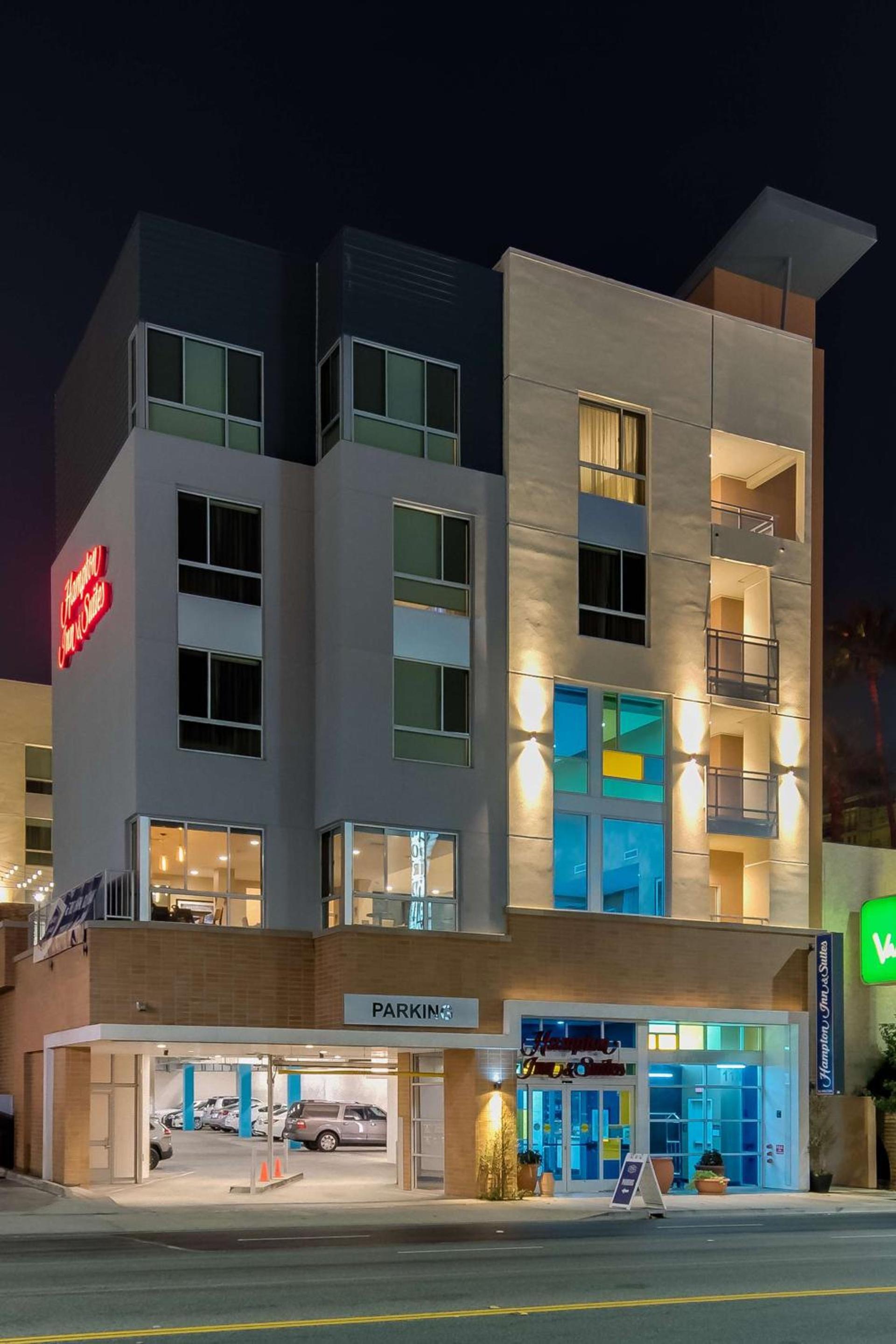 Hampton Inn & Suites Los Angeles - Glendale photo 4