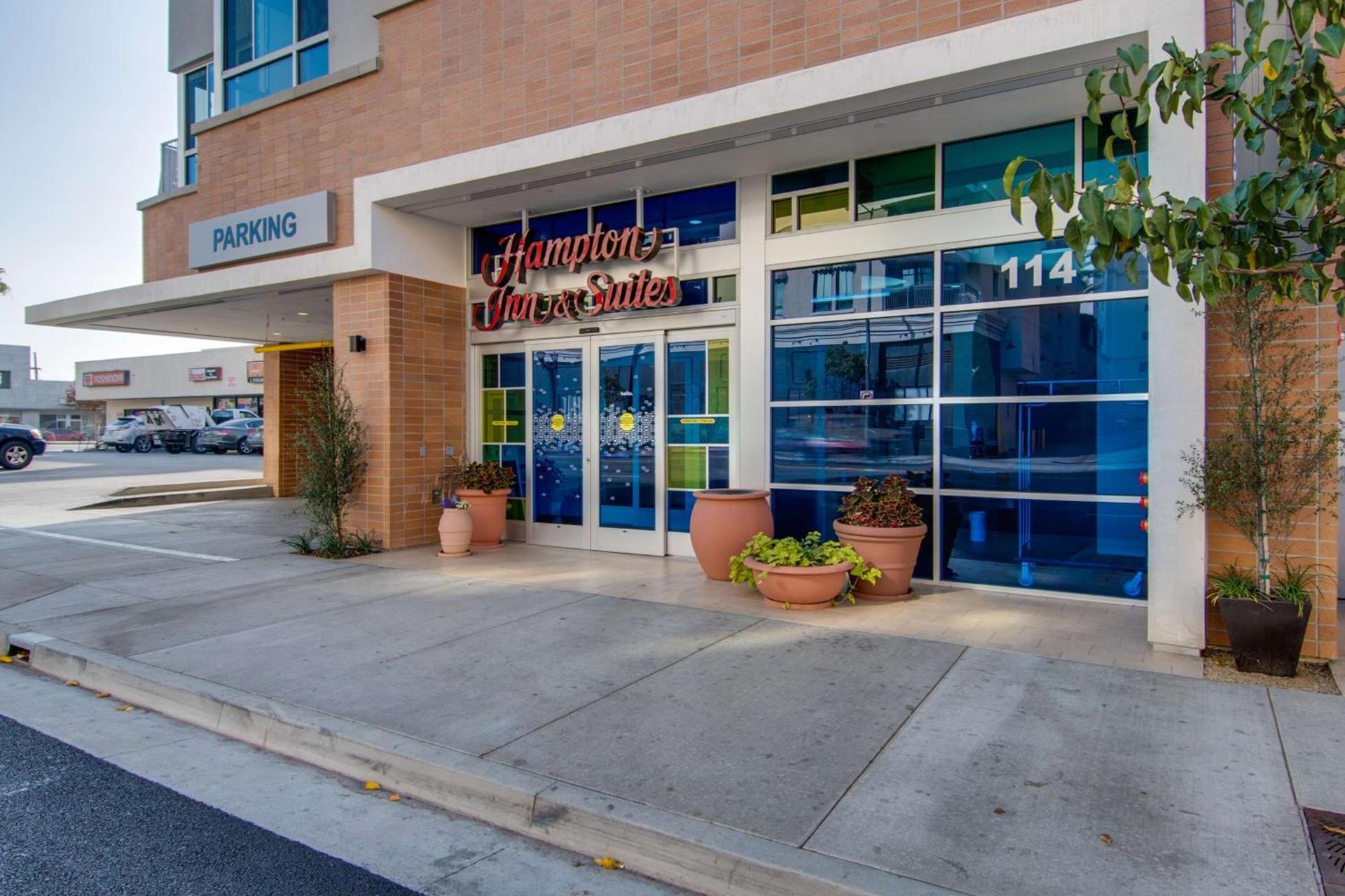 Hampton Inn & Suites Los Angeles - Glendale photo 6