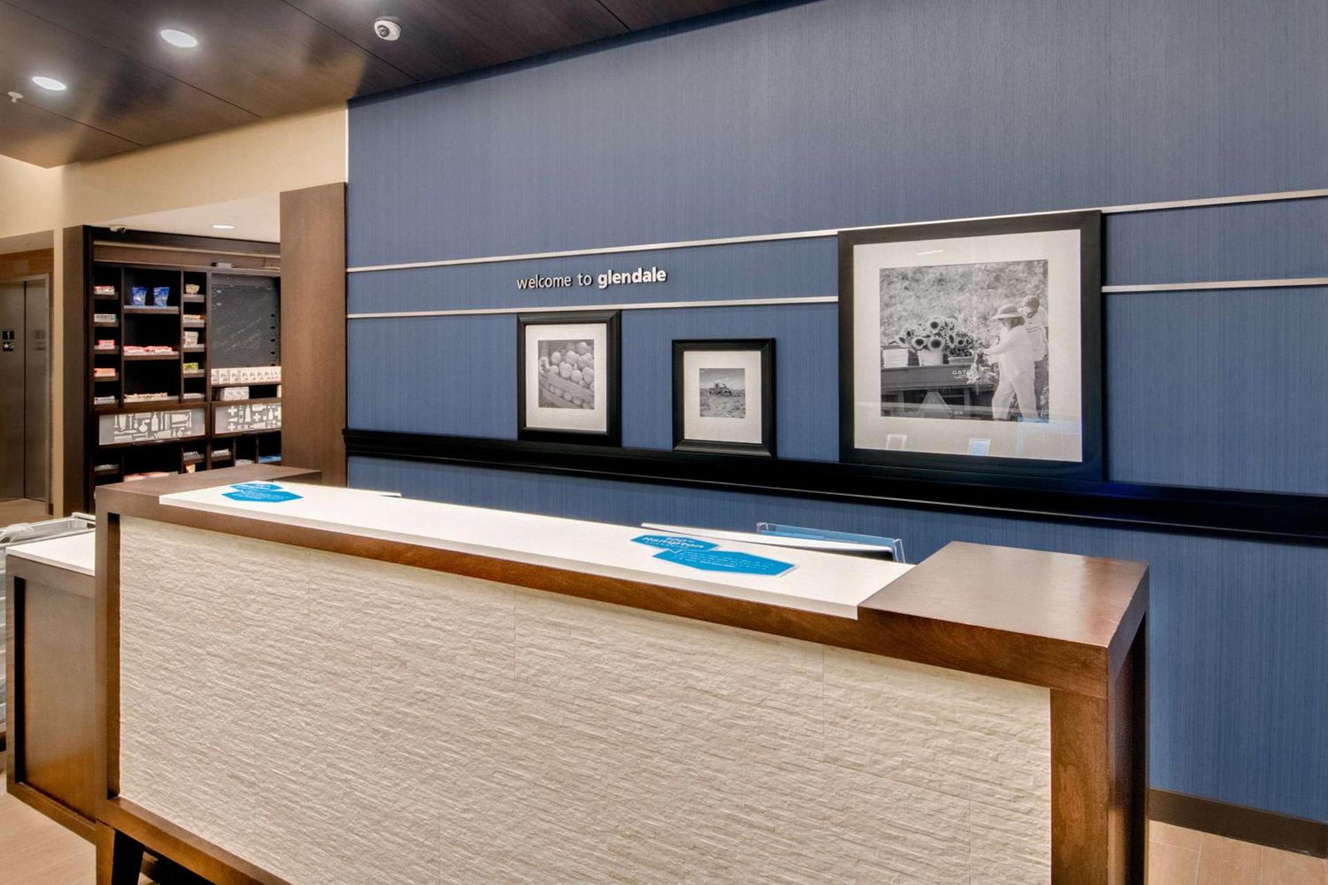 Hampton Inn & Suites Los Angeles - Glendale photo 9
