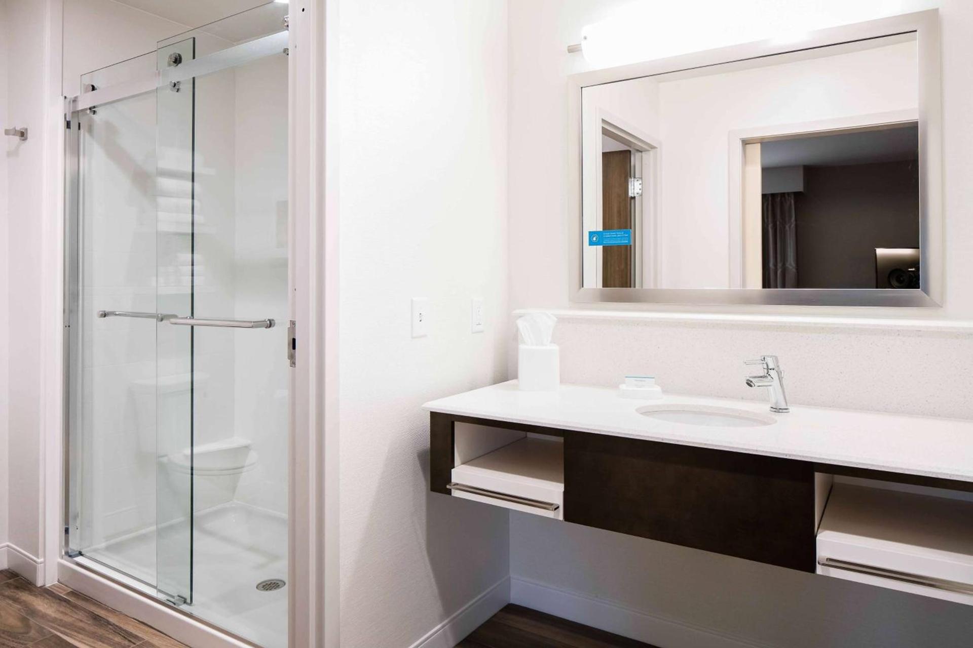 Hampton Inn & Suites-Hudson Wisconsin photo 19