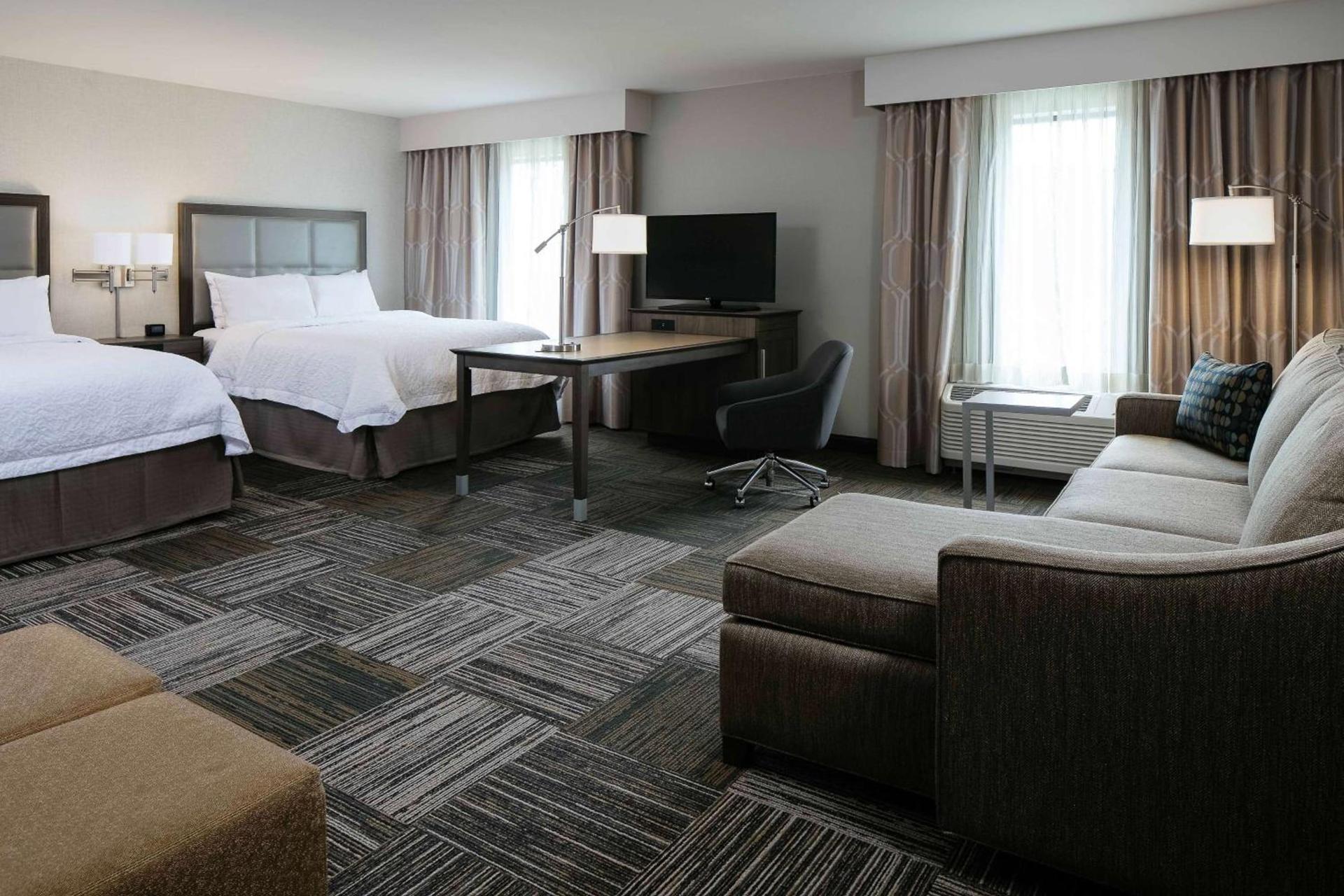 Hampton Inn & Suites-Hudson Wisconsin photo 18