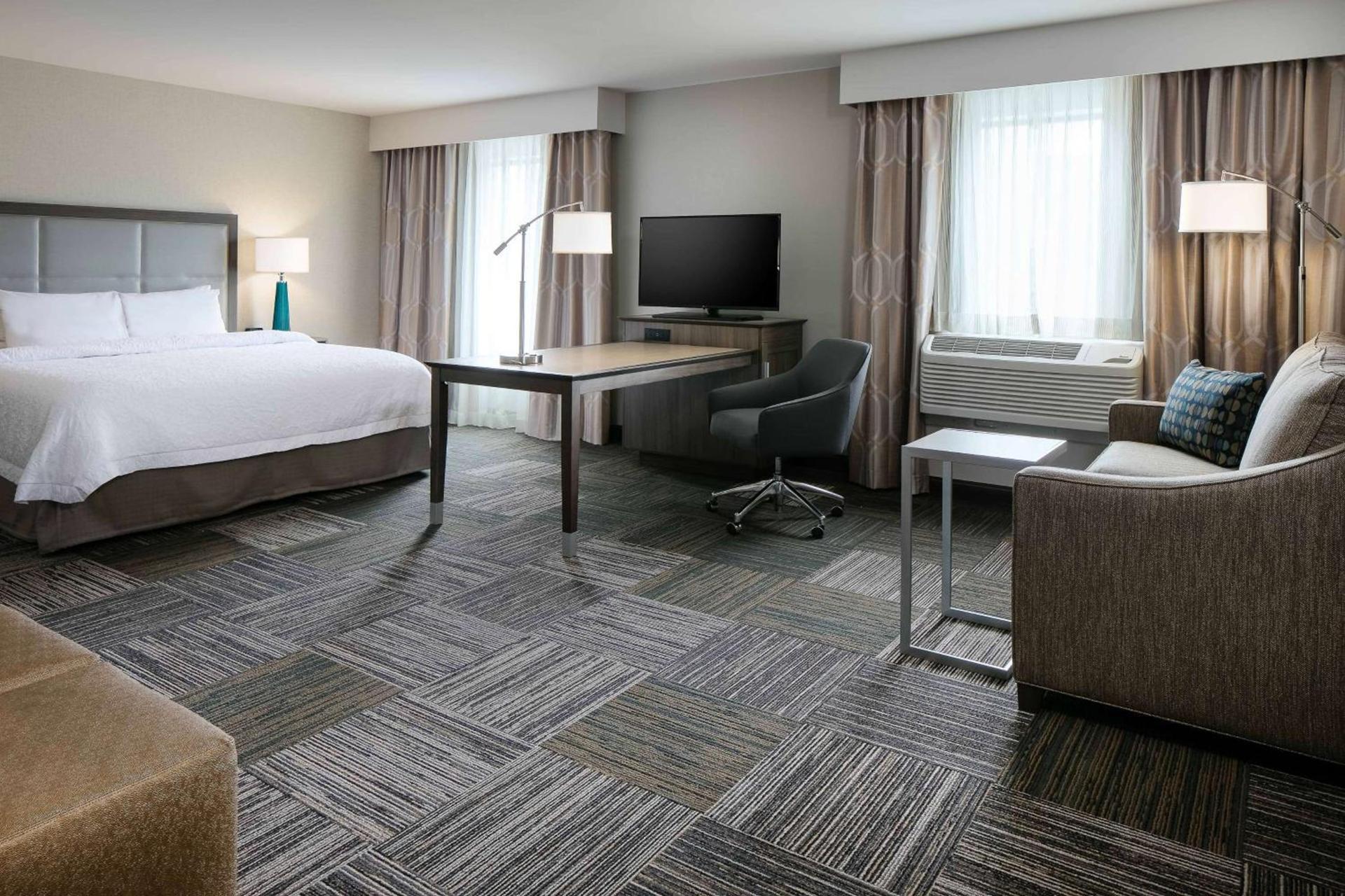 Hampton Inn & Suites-Hudson Wisconsin photo 24