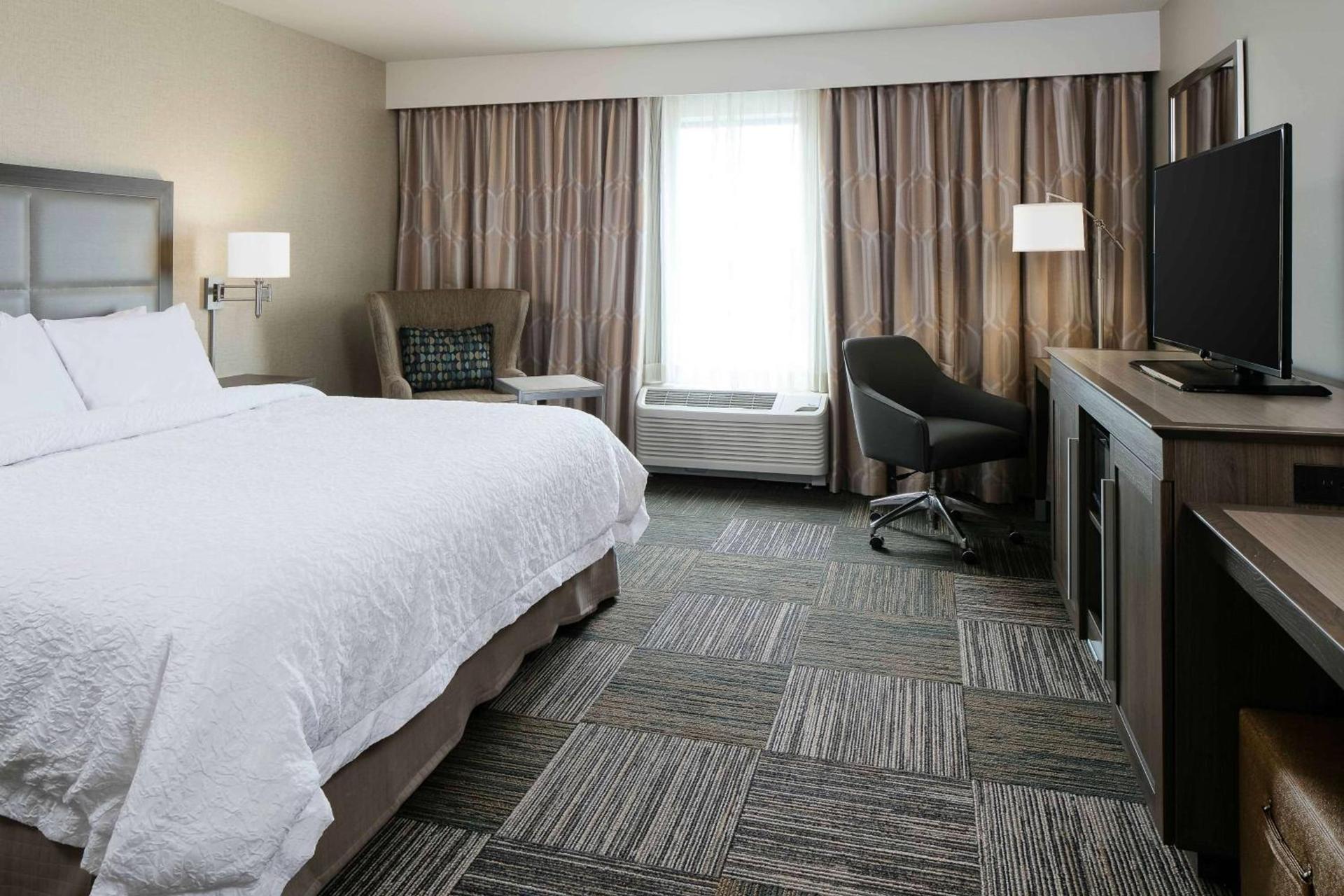 Hampton Inn & Suites-Hudson Wisconsin photo 28
