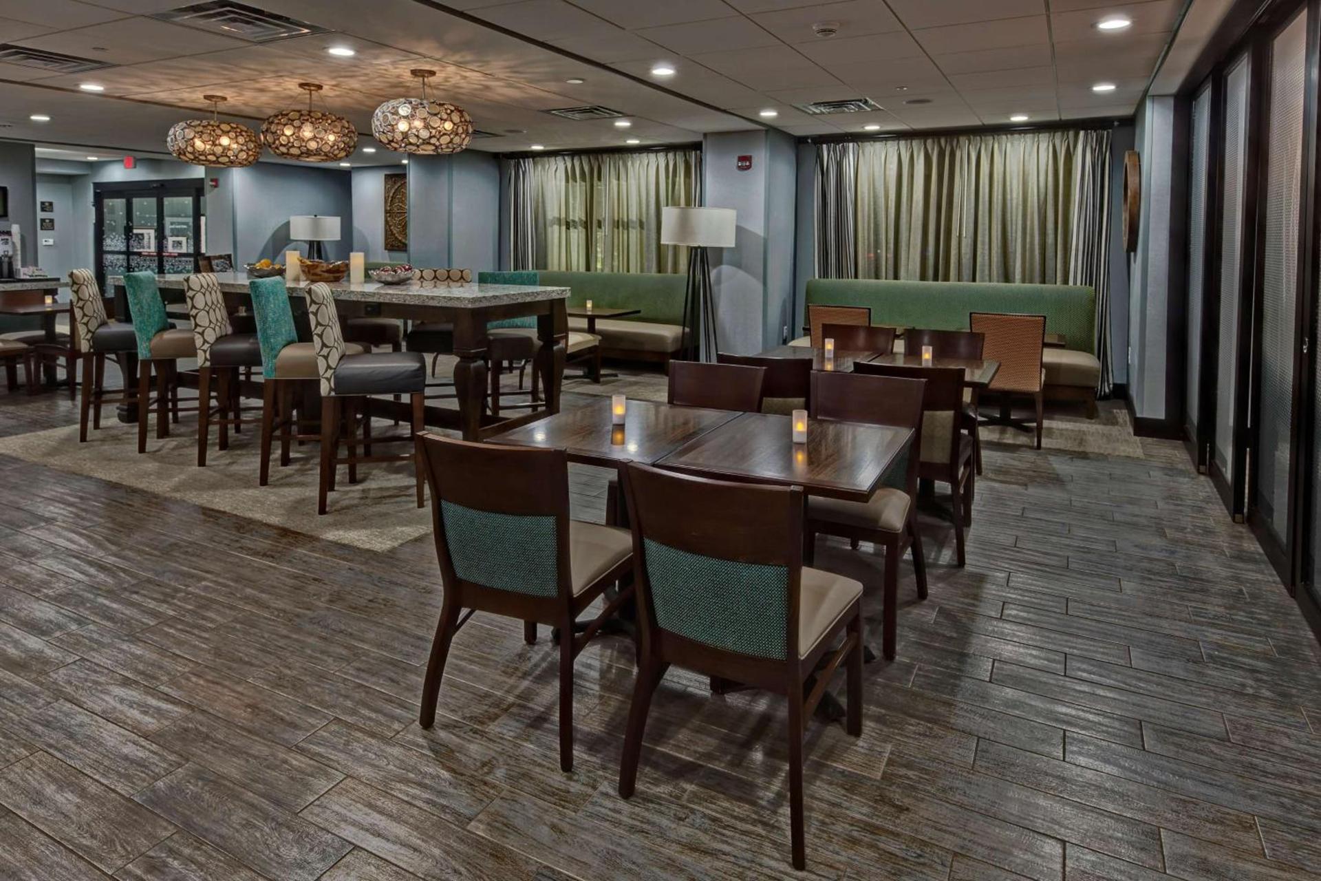 Hampton Inn Summerville SC photo 4
