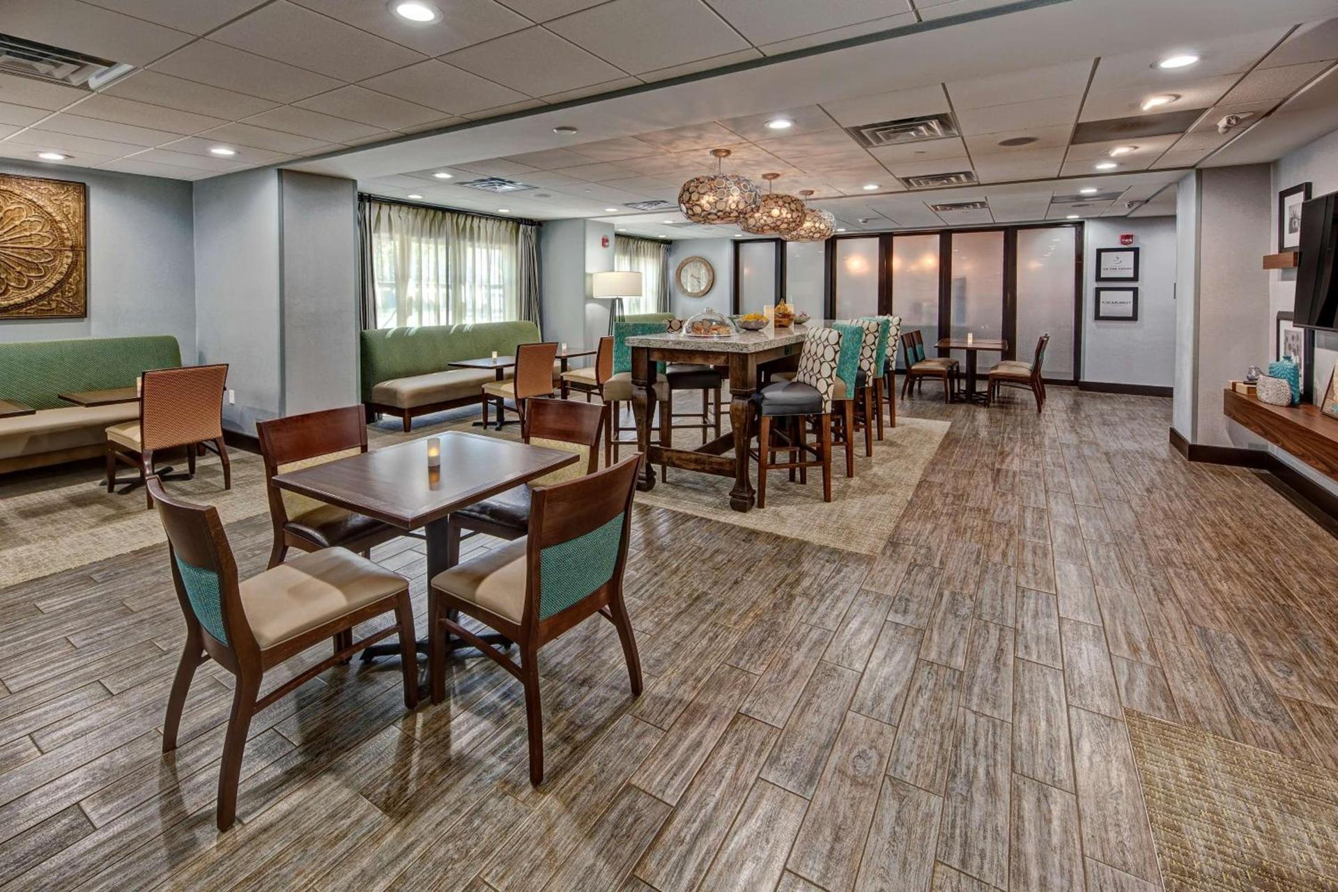 Hampton Inn Summerville SC photo 6