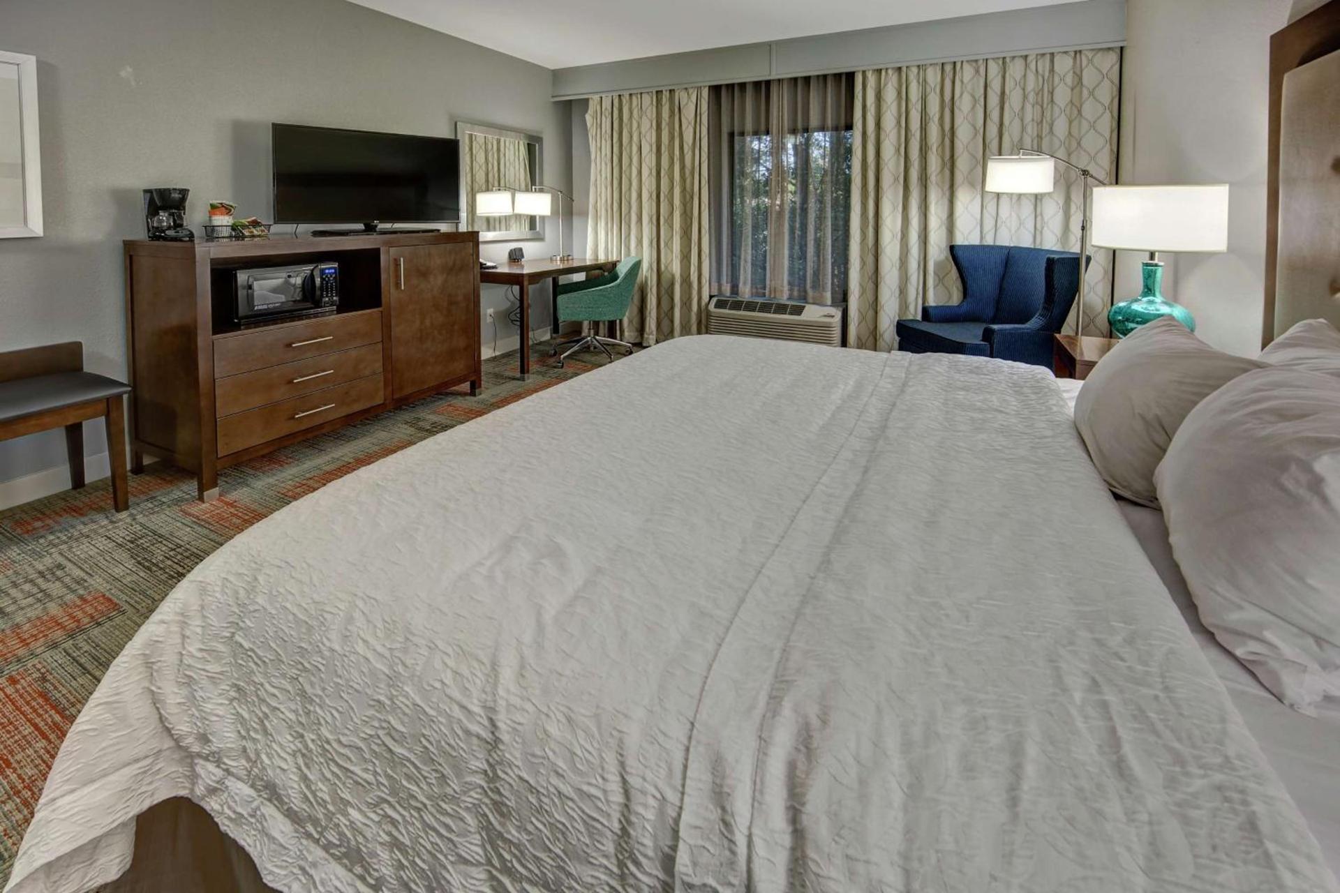 Hampton Inn Summerville SC photo 18