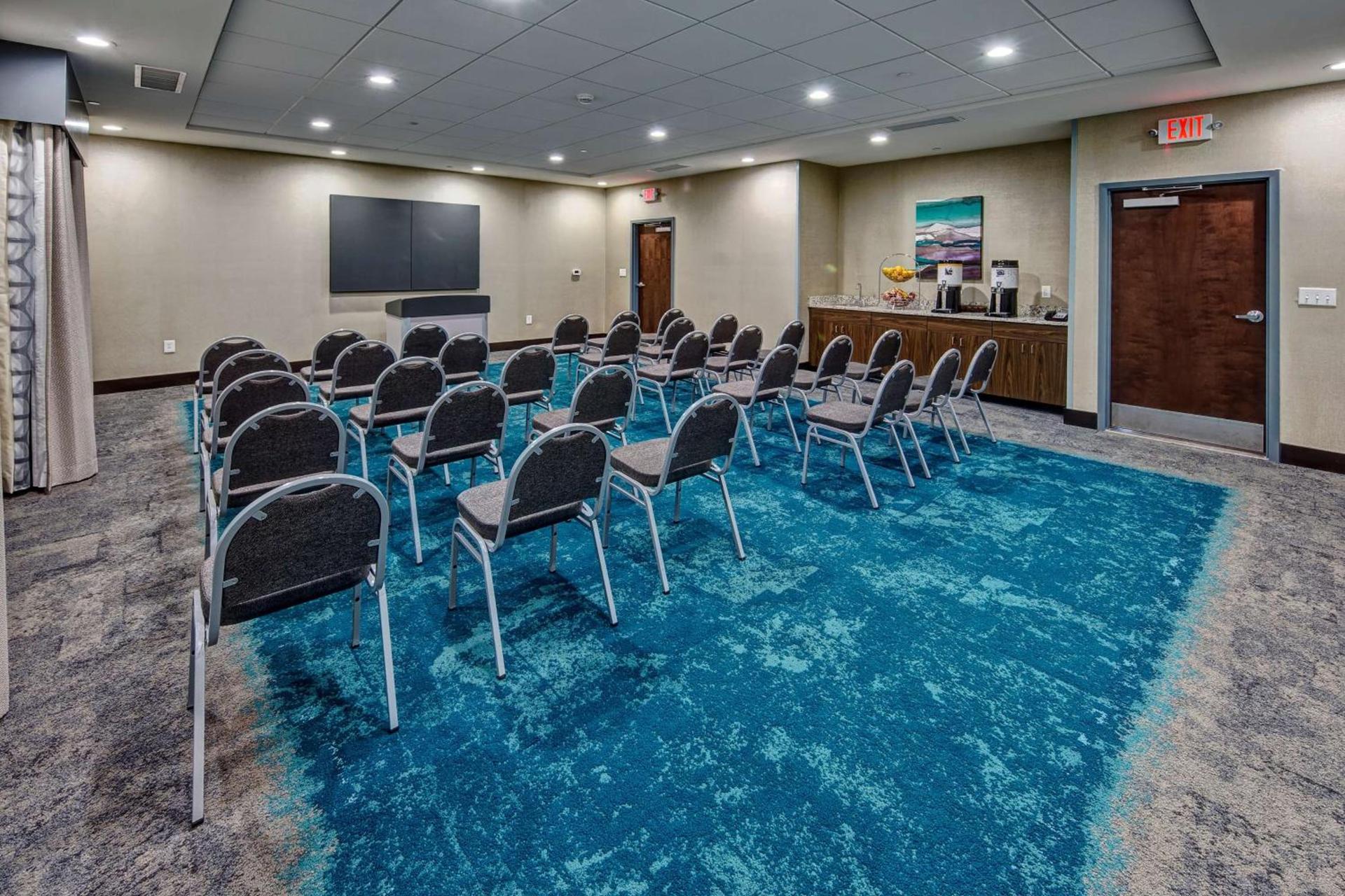 Hampton Inn Summerville SC photo 31