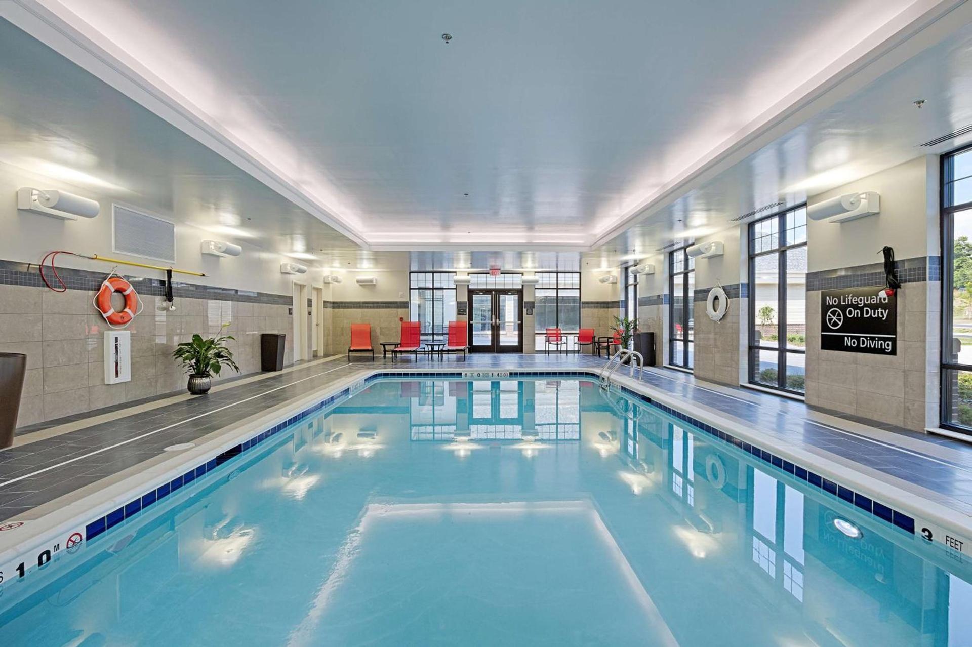 Hampton Inn & Suites Cazenovia, NY photo 10