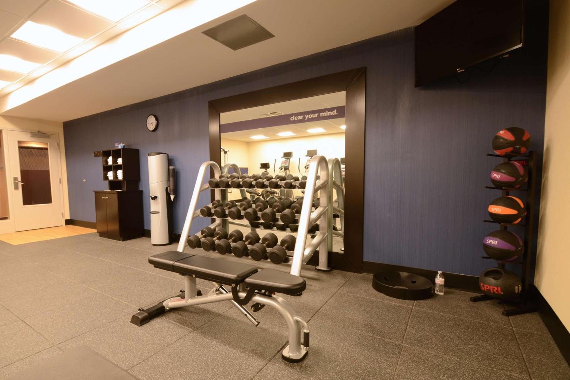 Hampton Inn & Suites Cazenovia, NY photo 14