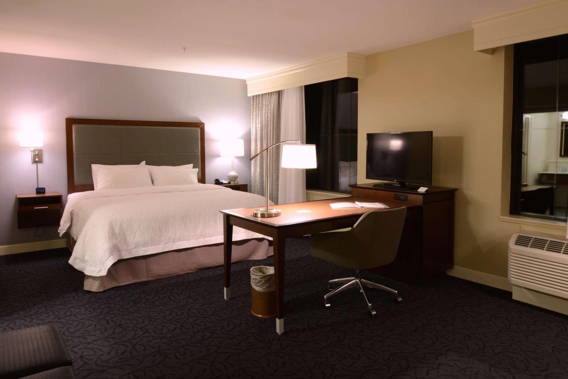 Hampton Inn & Suites Cazenovia, NY photo 24