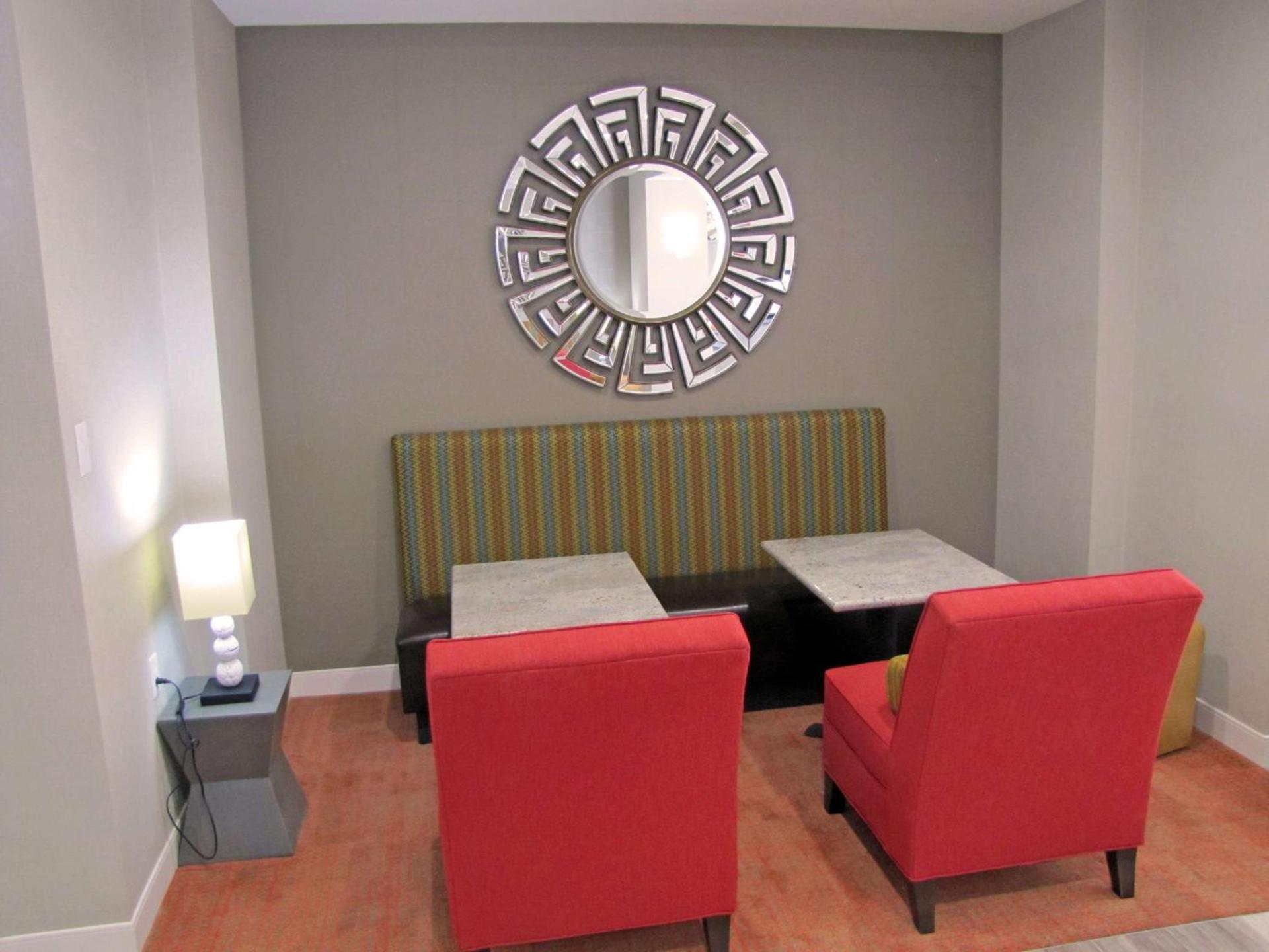 Hampton Inn McPherson photo 3