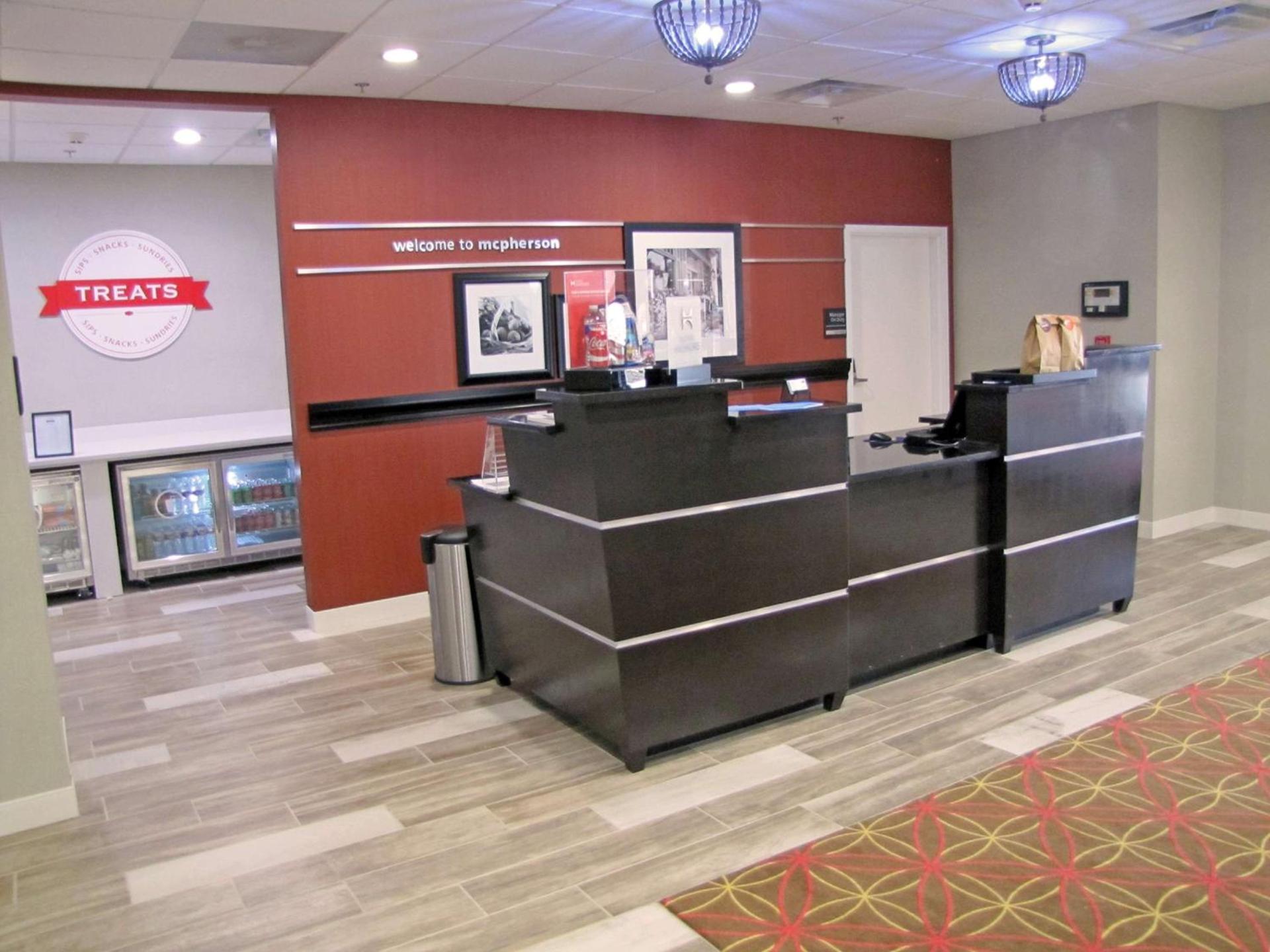 Hampton Inn McPherson photo 4